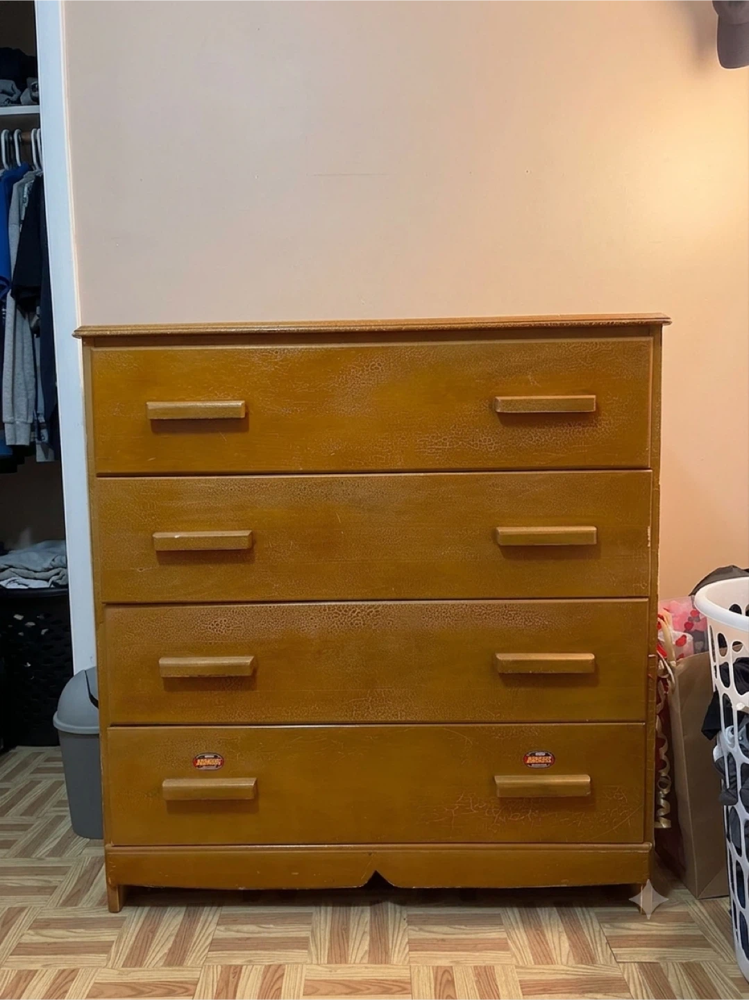 Wooden Dresser with 4 Drawers - photo 5
