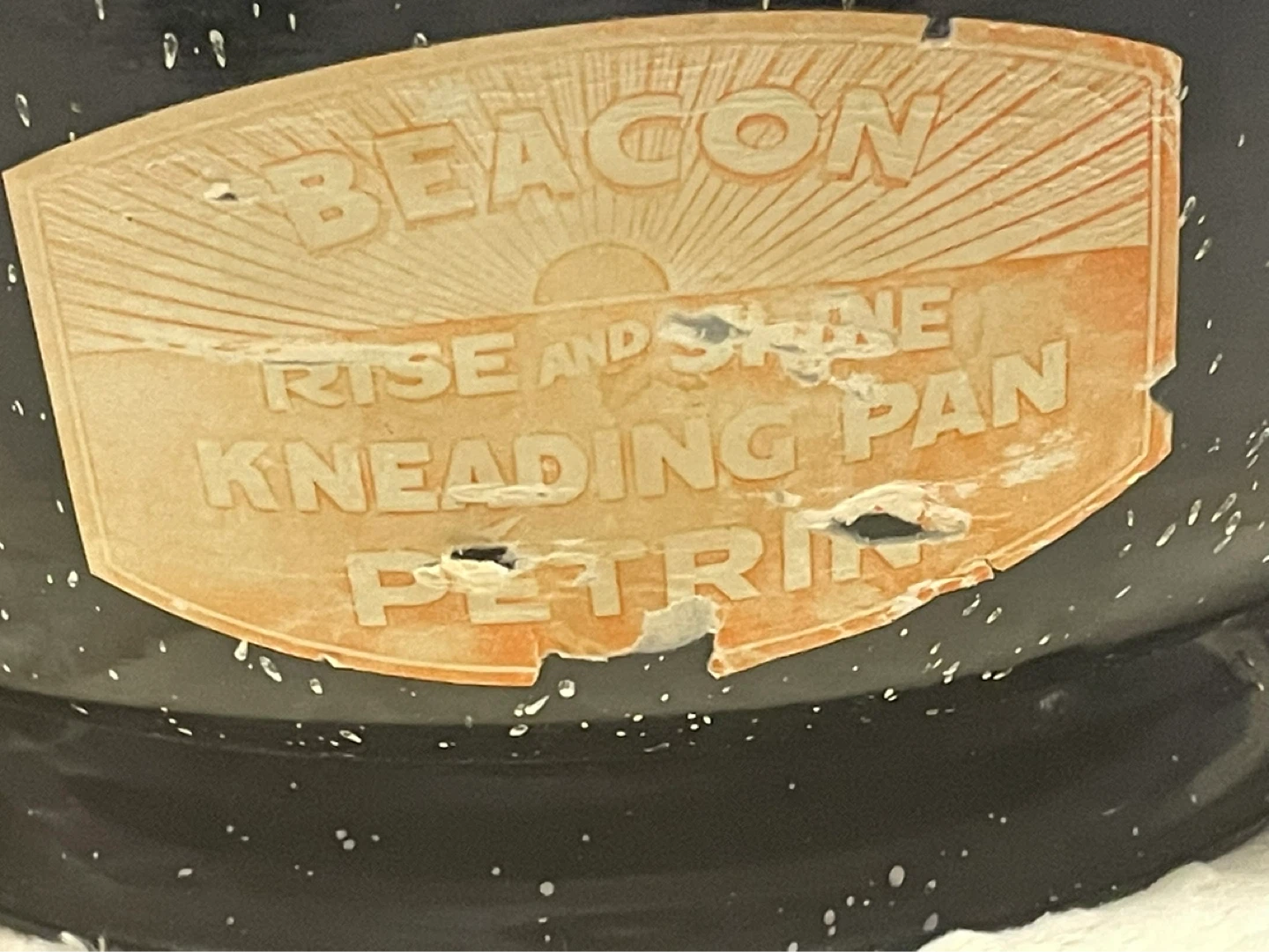 Beacon Rise and Shine Kneading Pan - photo 2
