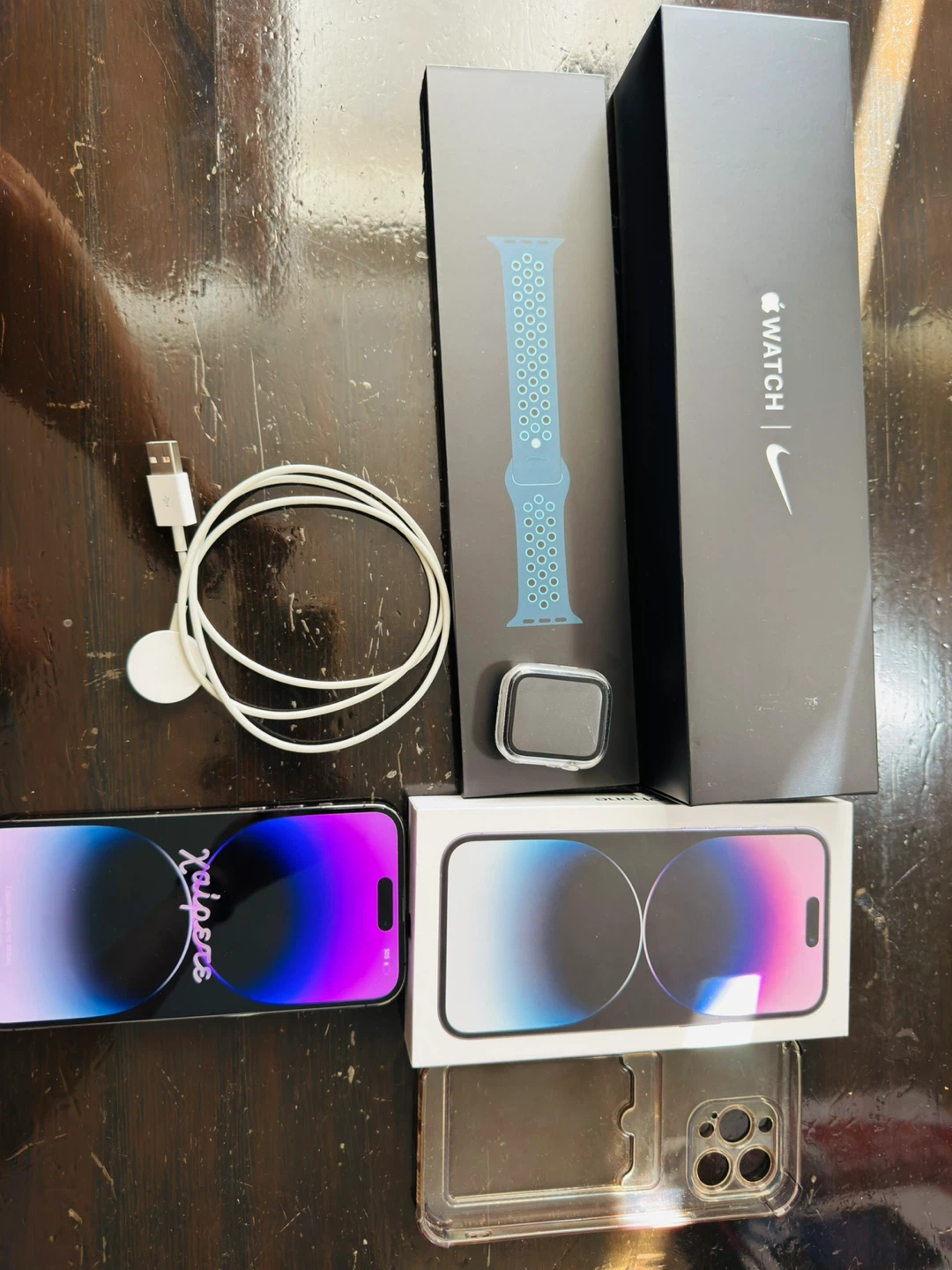 iPhone 14 Promax 256gb+ Apple Watch series 5