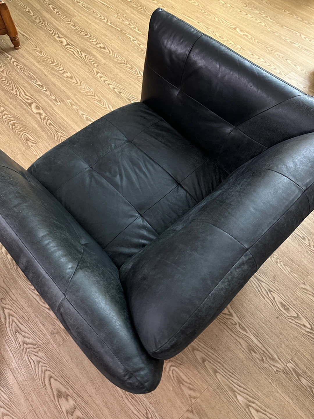 Chateau d'Ax Modern MCM Style Leather Lounge Chair (CAN DELIVER) - photo 5