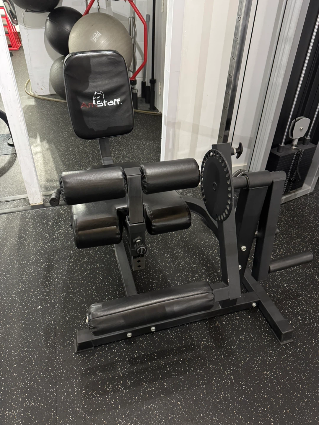 AmStaff Leg Extension/Curl Machine - photo 2
