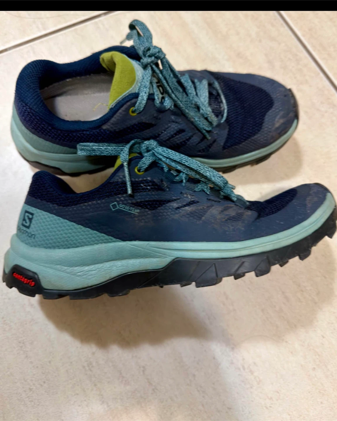 Hiking shoes - photo 2