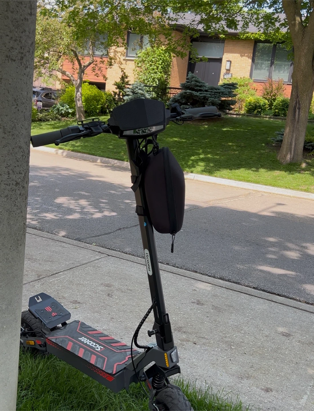 iScooter Electric Scooter - photo 2