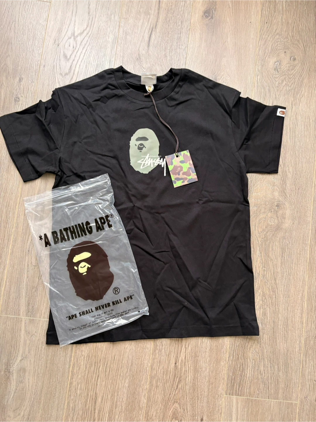 A Bathing Ape x Stussy T-Shirt - photo 4