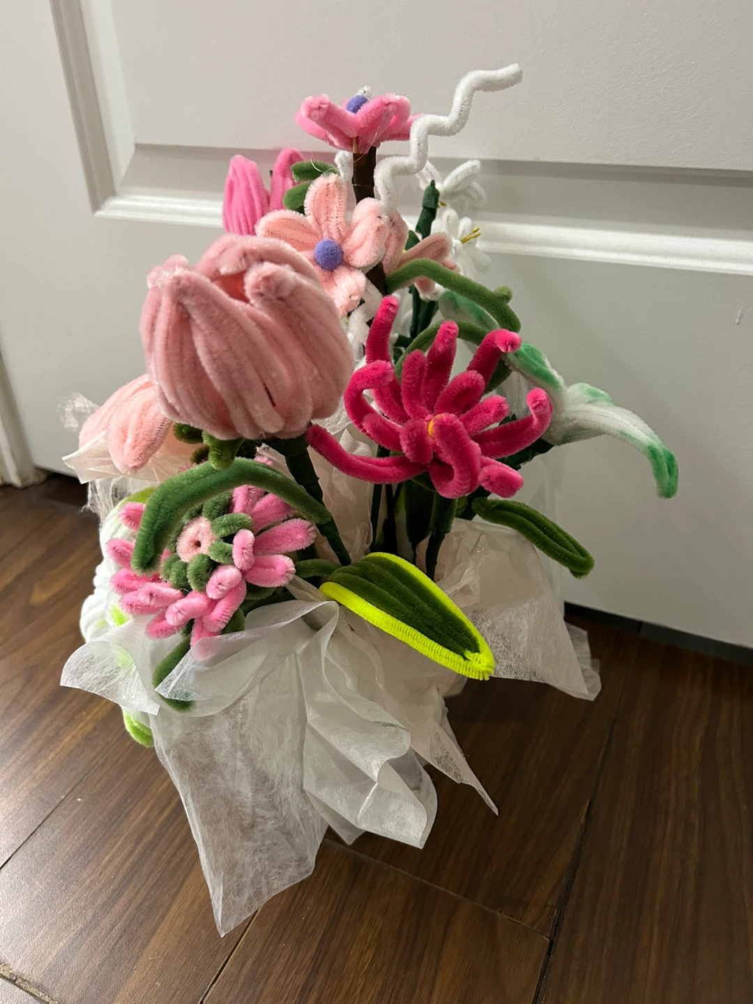 Handmade Pipe Cleaner Flower Arrangement - photo 4