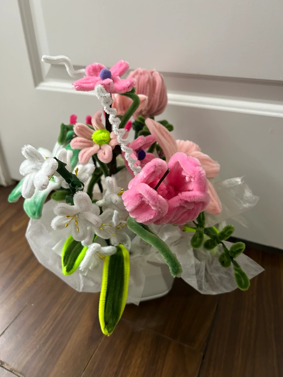 Handmade Pipe Cleaner Flower Arrangement - photo 3
