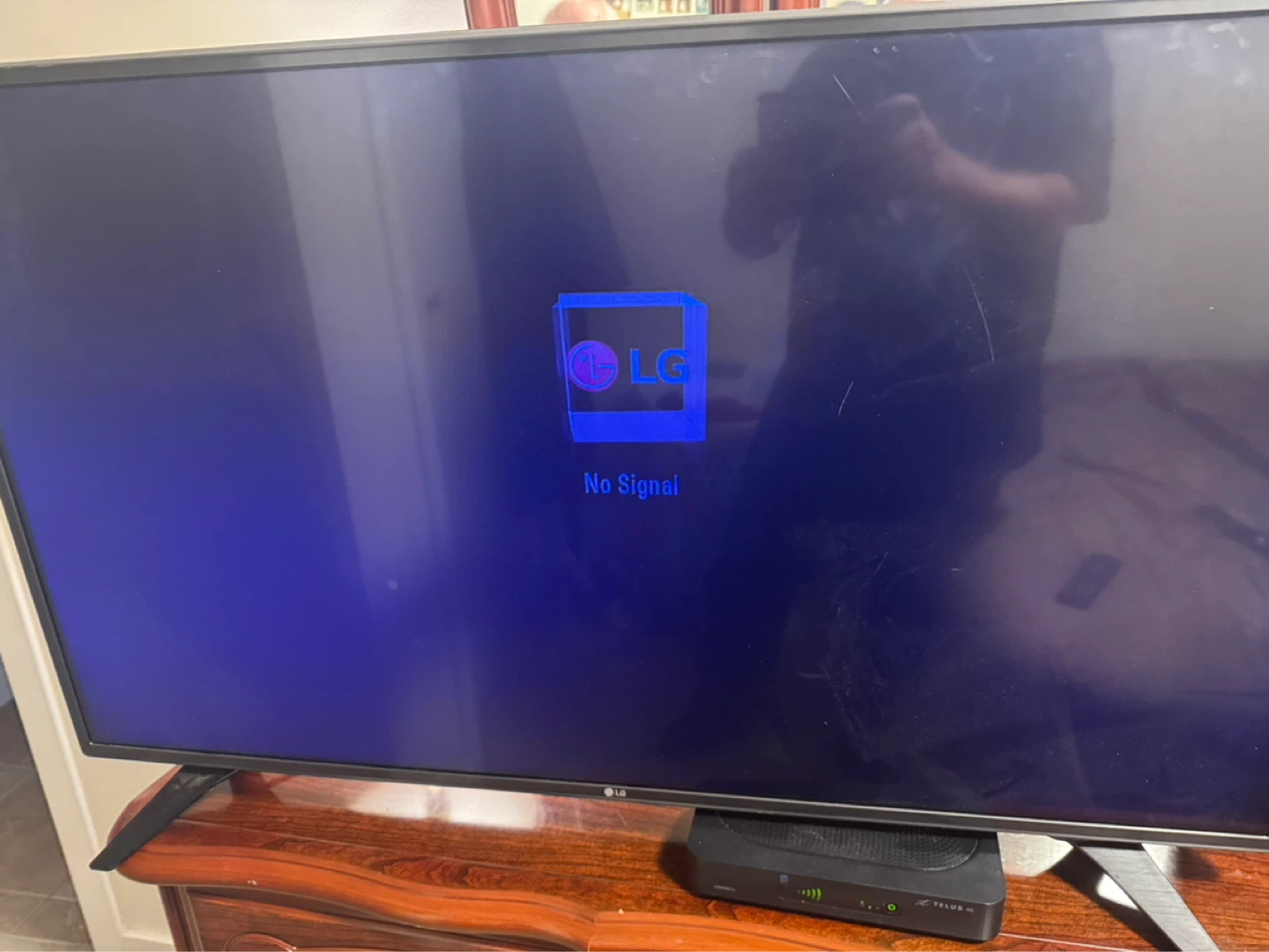 LG 43 inch TV with Remote.