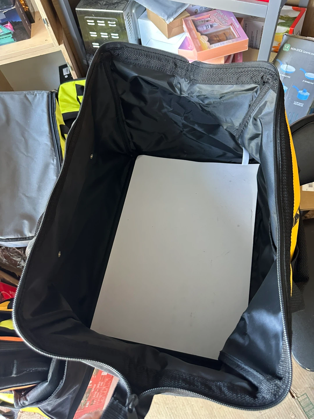 DEWALT Tool Bag - photo 2