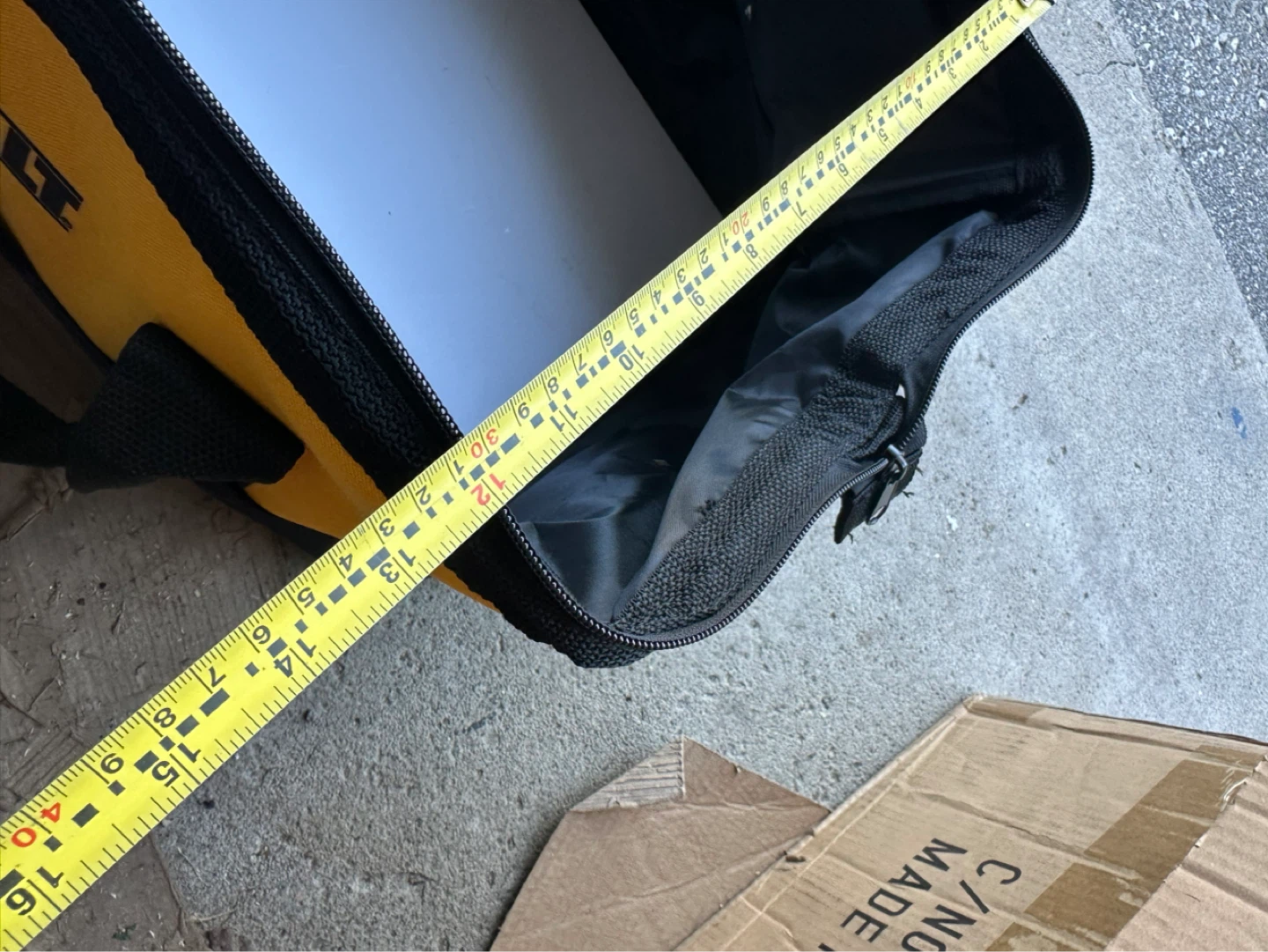 DEWALT Tool Bag - photo 3