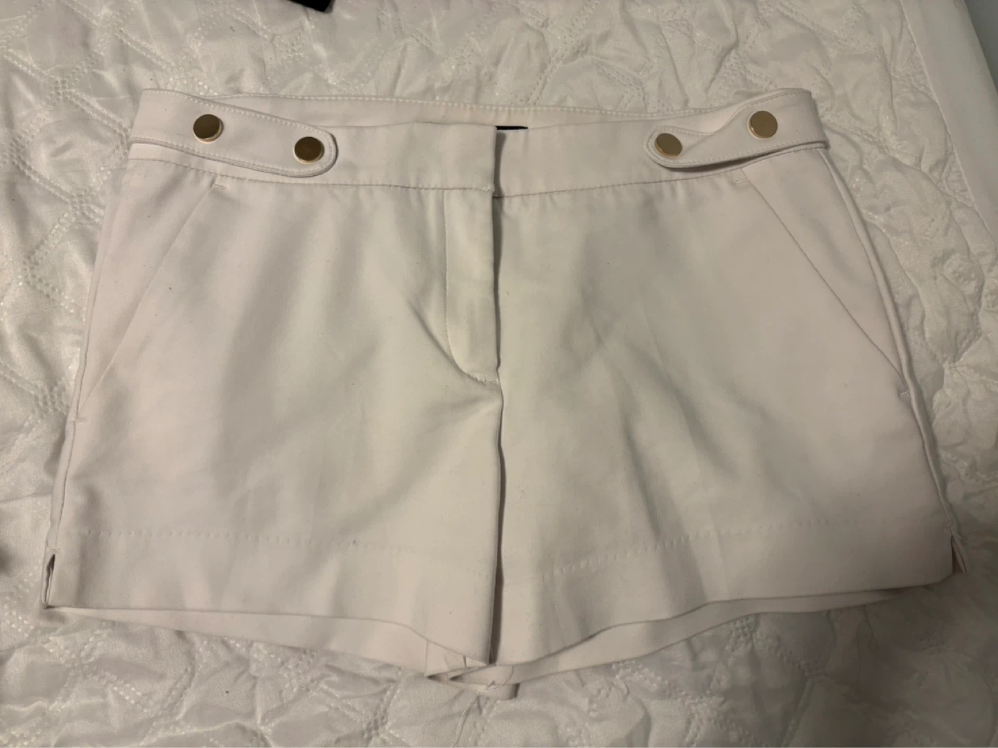 Dynamite White Shorts Size 4