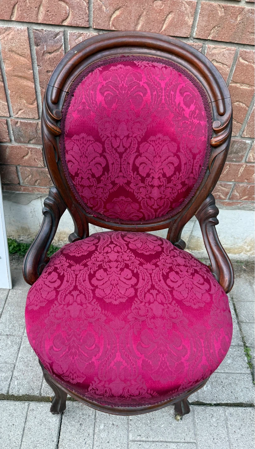 Vintage Ornate Upholstered Accent Chair - photo 2