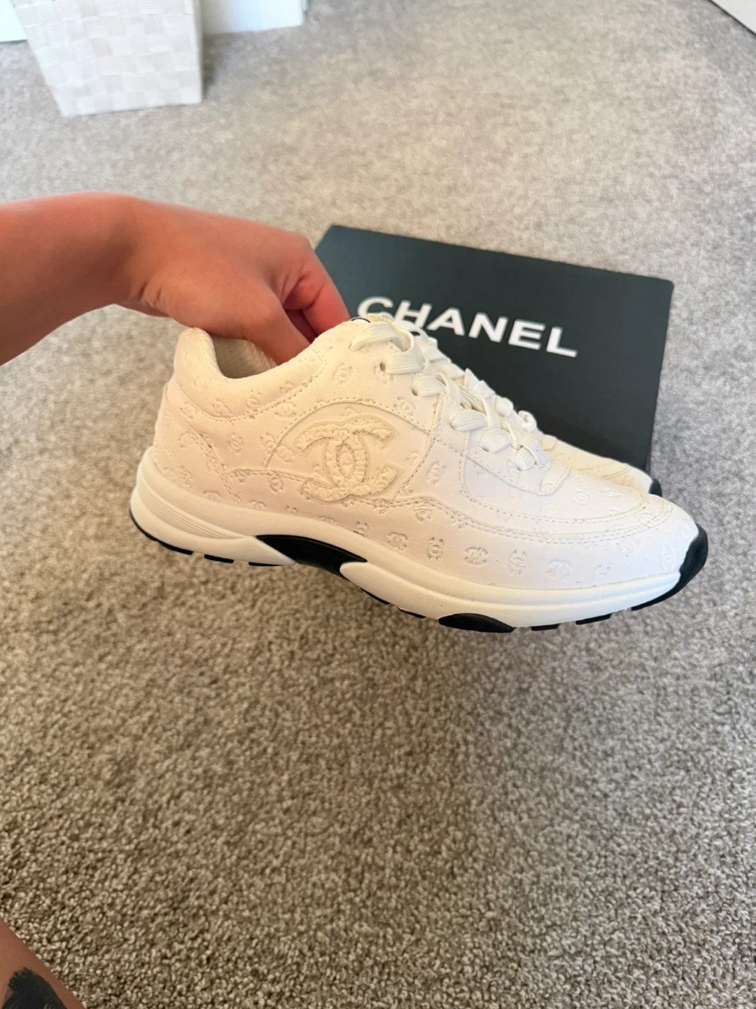 CHANEL women’s suede sneakers - photo 2
