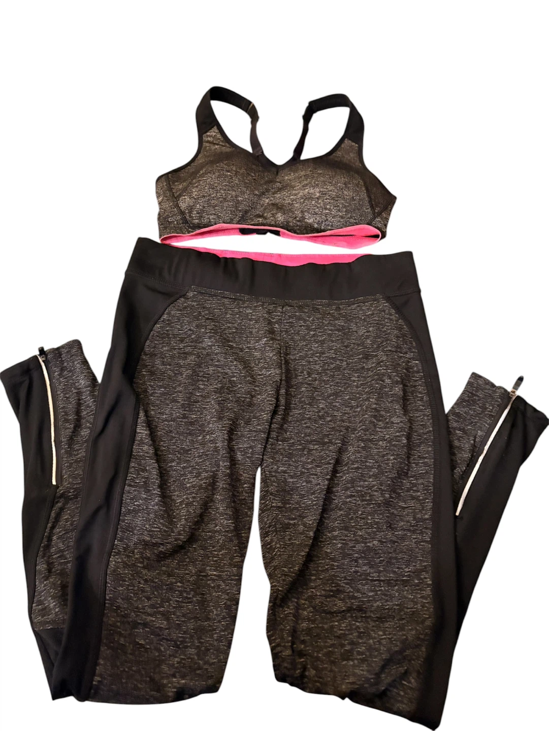 Women's Athletic Set - Sports Bra and Leggings