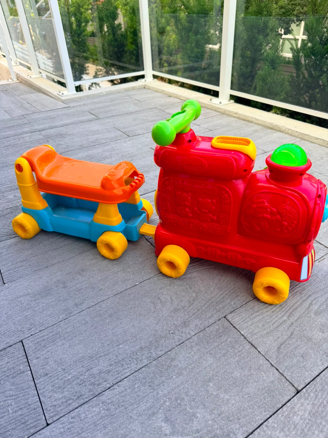 VTech Sit-to-Stand Learn and Grow Train - photo 2
