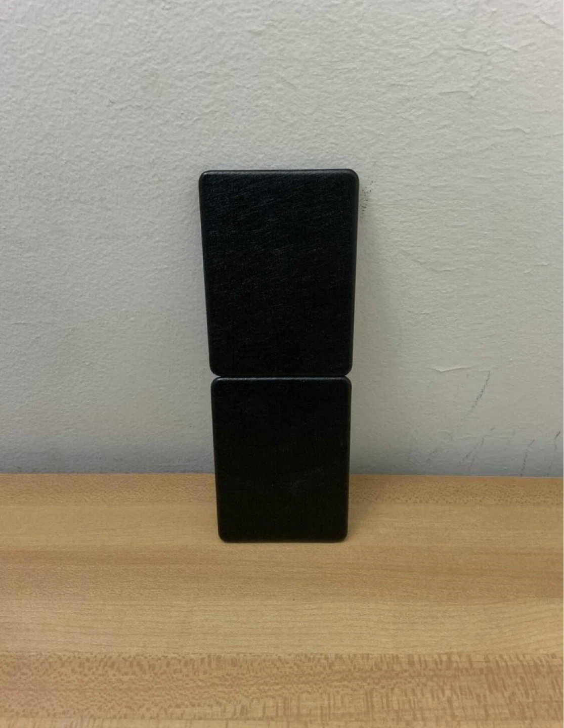Portable Compact Mirror Black Case Distortion Free Like New - photo 3