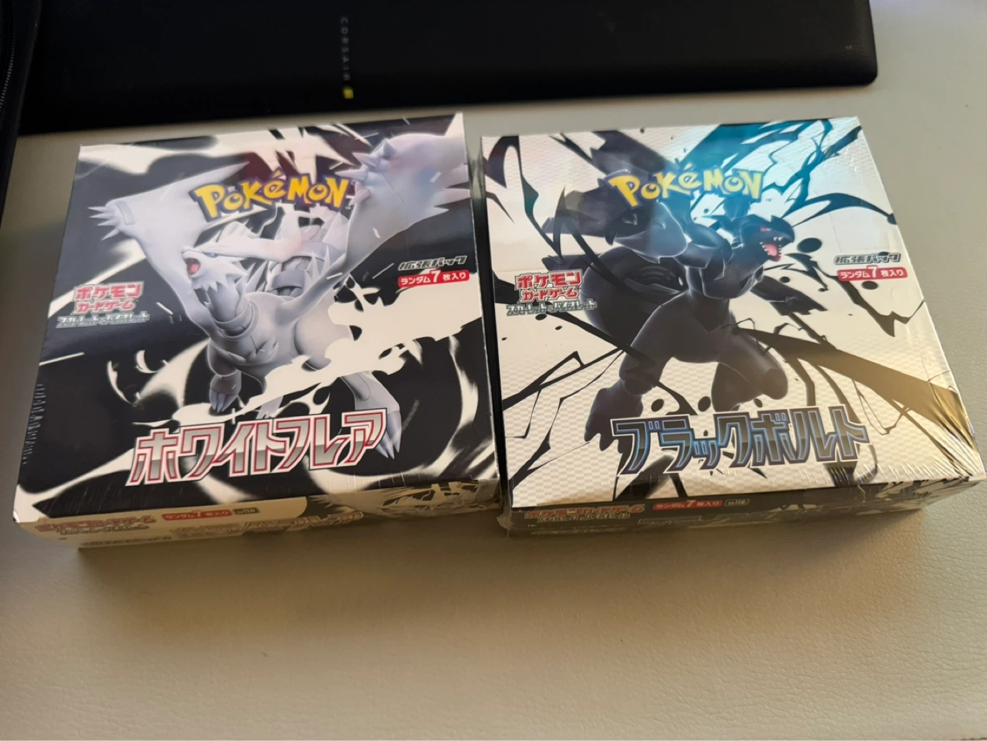Pokemon Black bolt and White flare booster box JPN