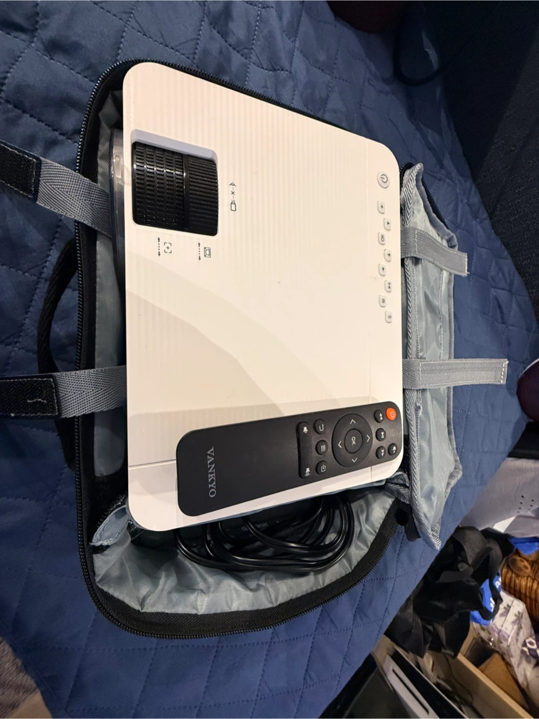 VANKYO Leisure 470 Mini Projector - photo 2
