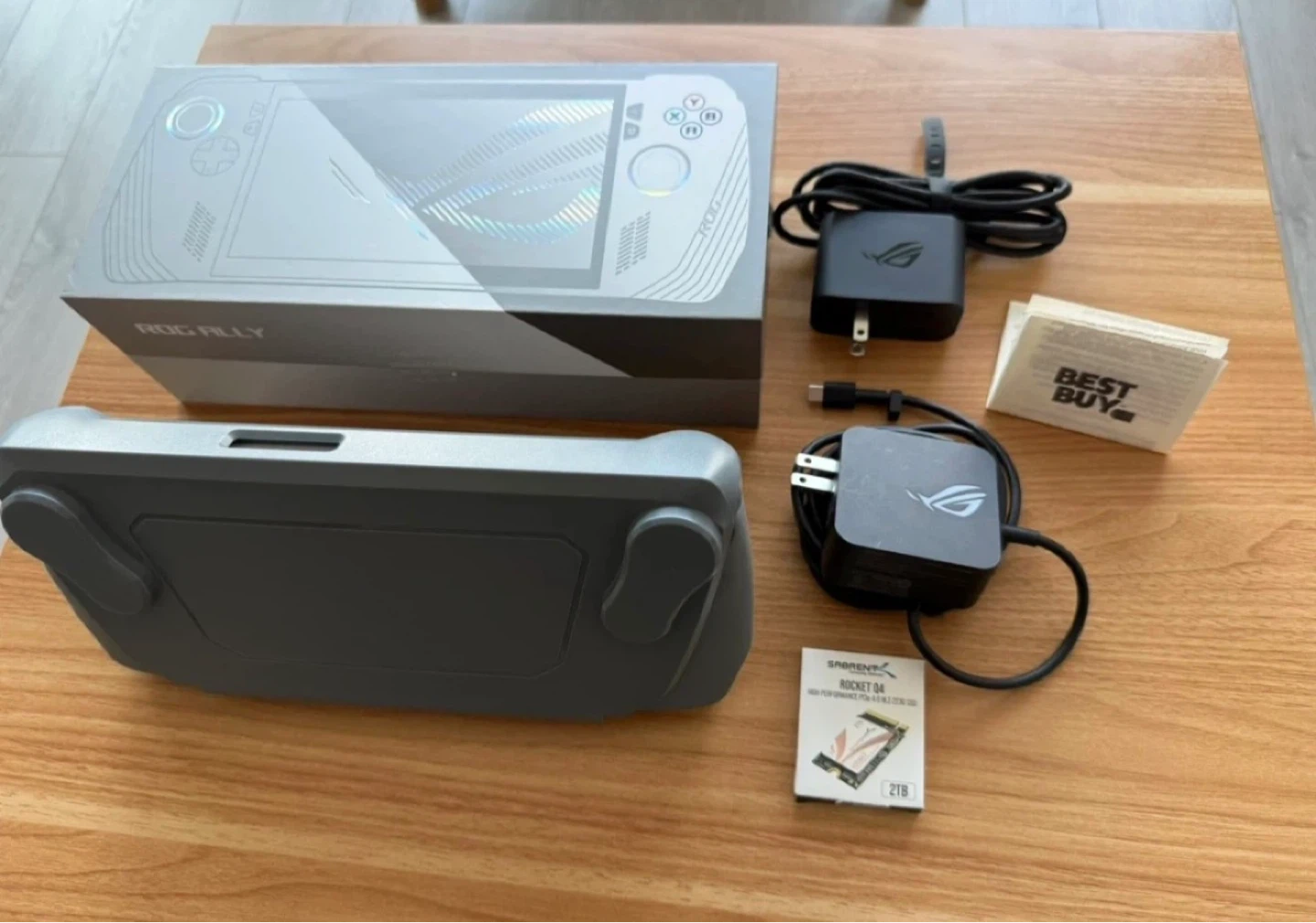 ASUS ROG Ally plus 2TB & accessories - photo 2