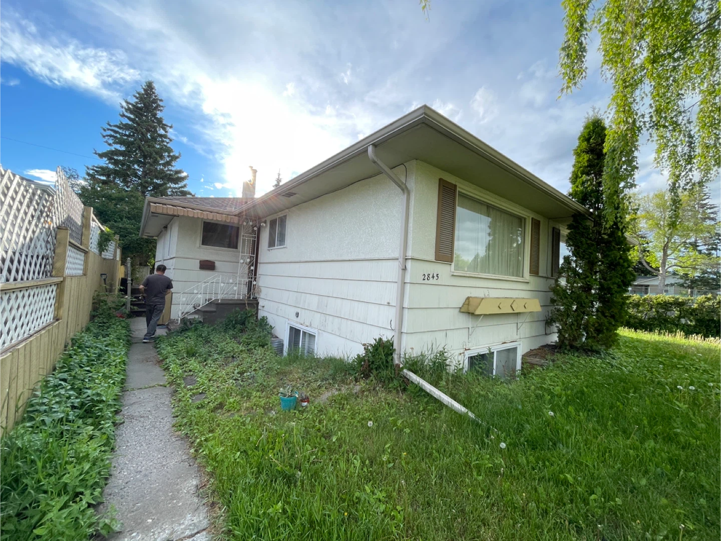 Room for Rent Near University of Calgary