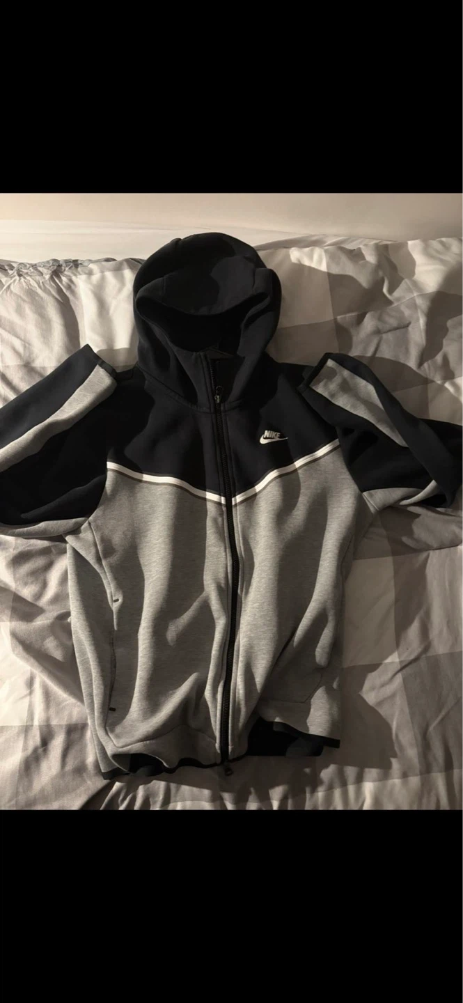 Nike tech and Polo track real