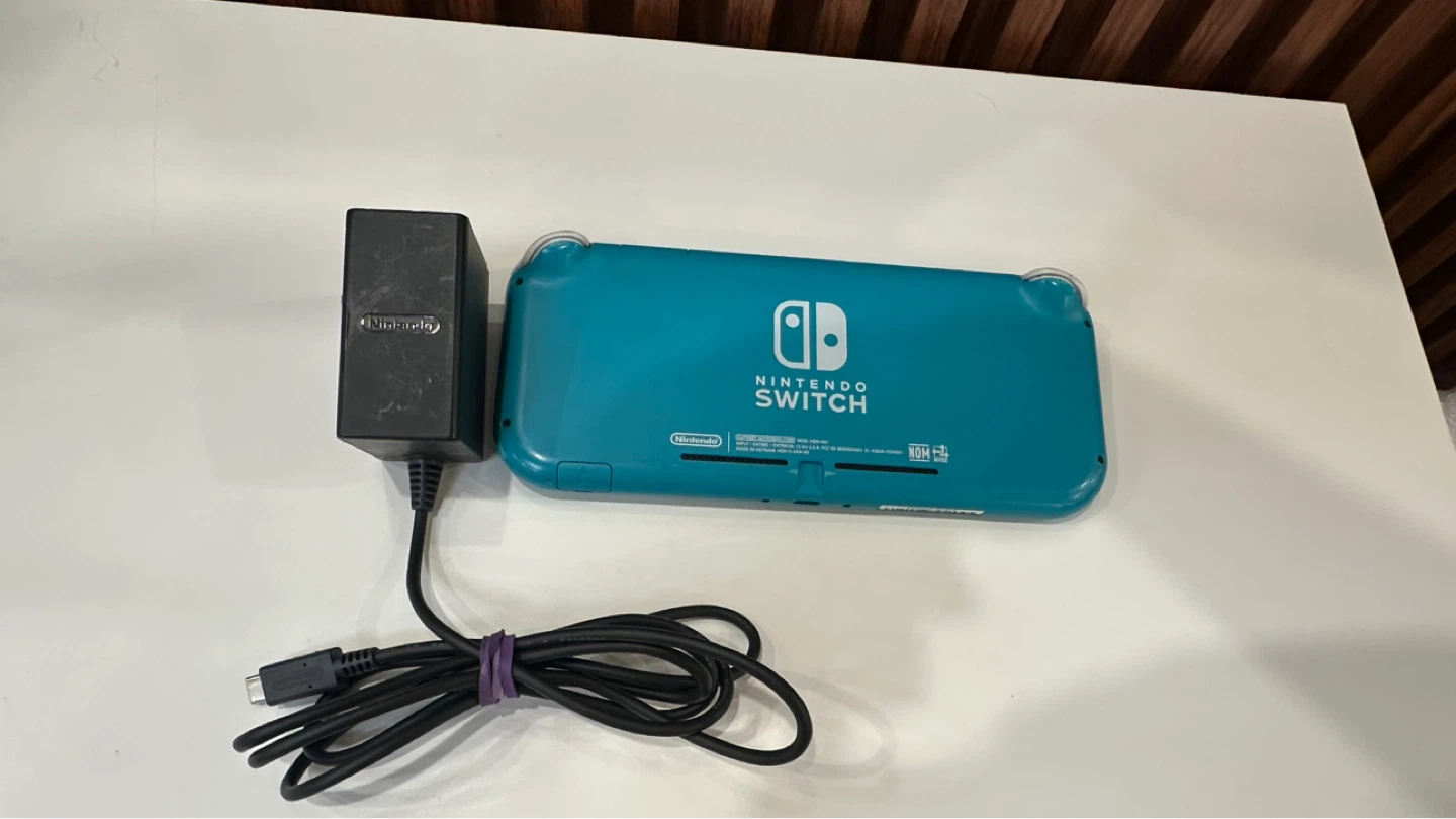 Nintendo Switch Lite Turquoise - Includes Charger - photo 5