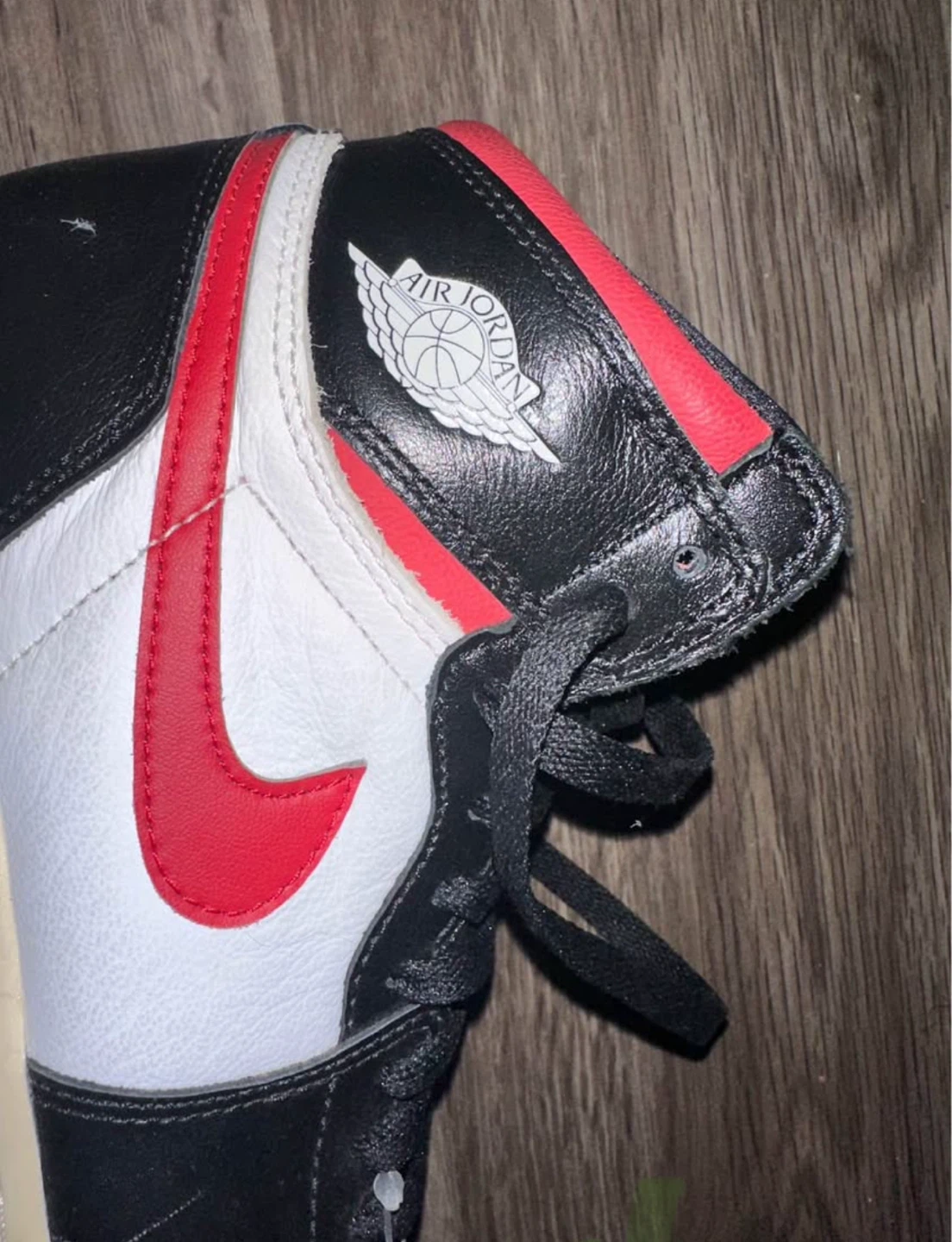 Air Jordan 1 "Chicago" Youth Sneakers