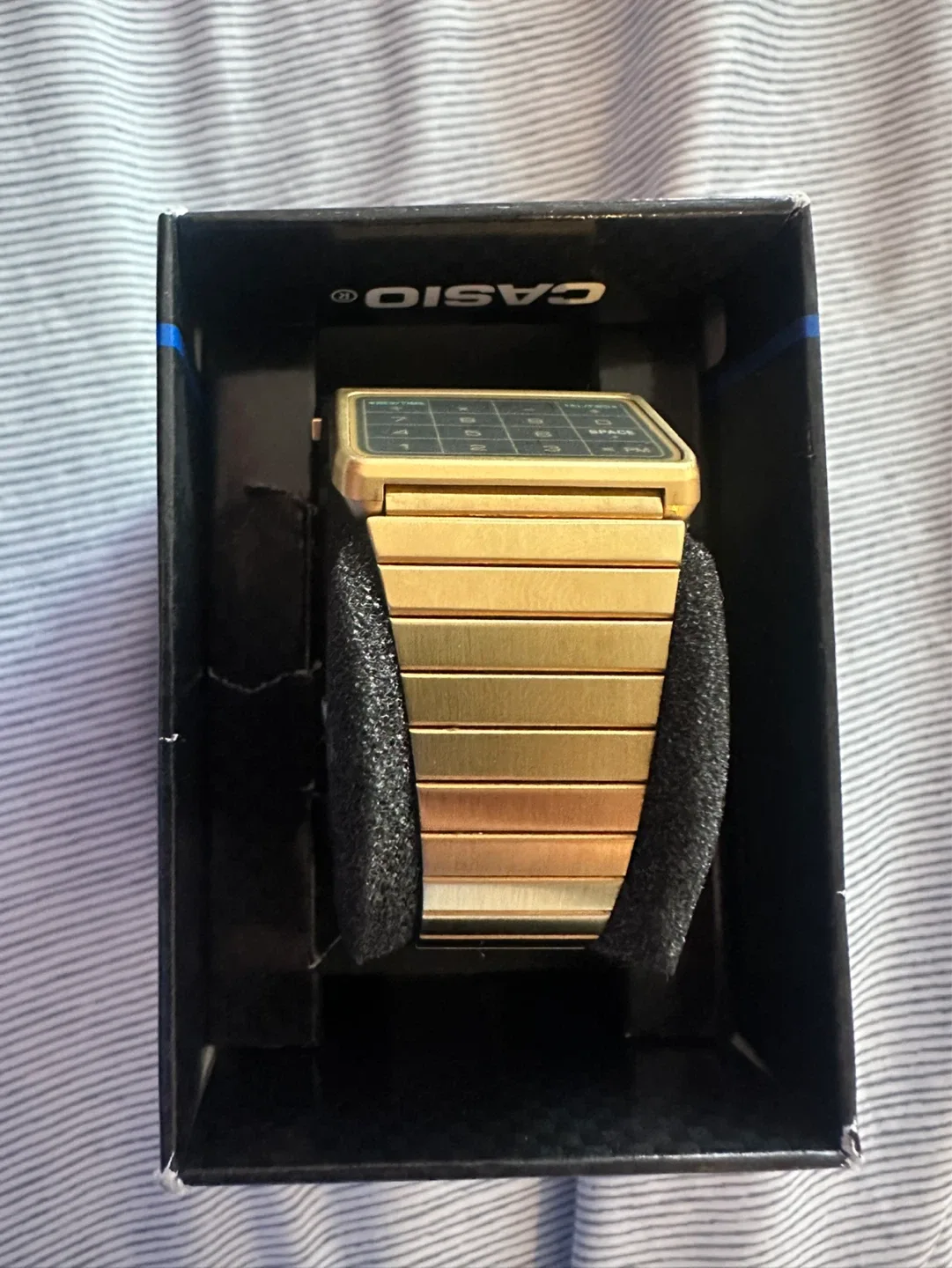 Casio Illuminator Multi Lingual Data Bank Gold Watch - photo 2