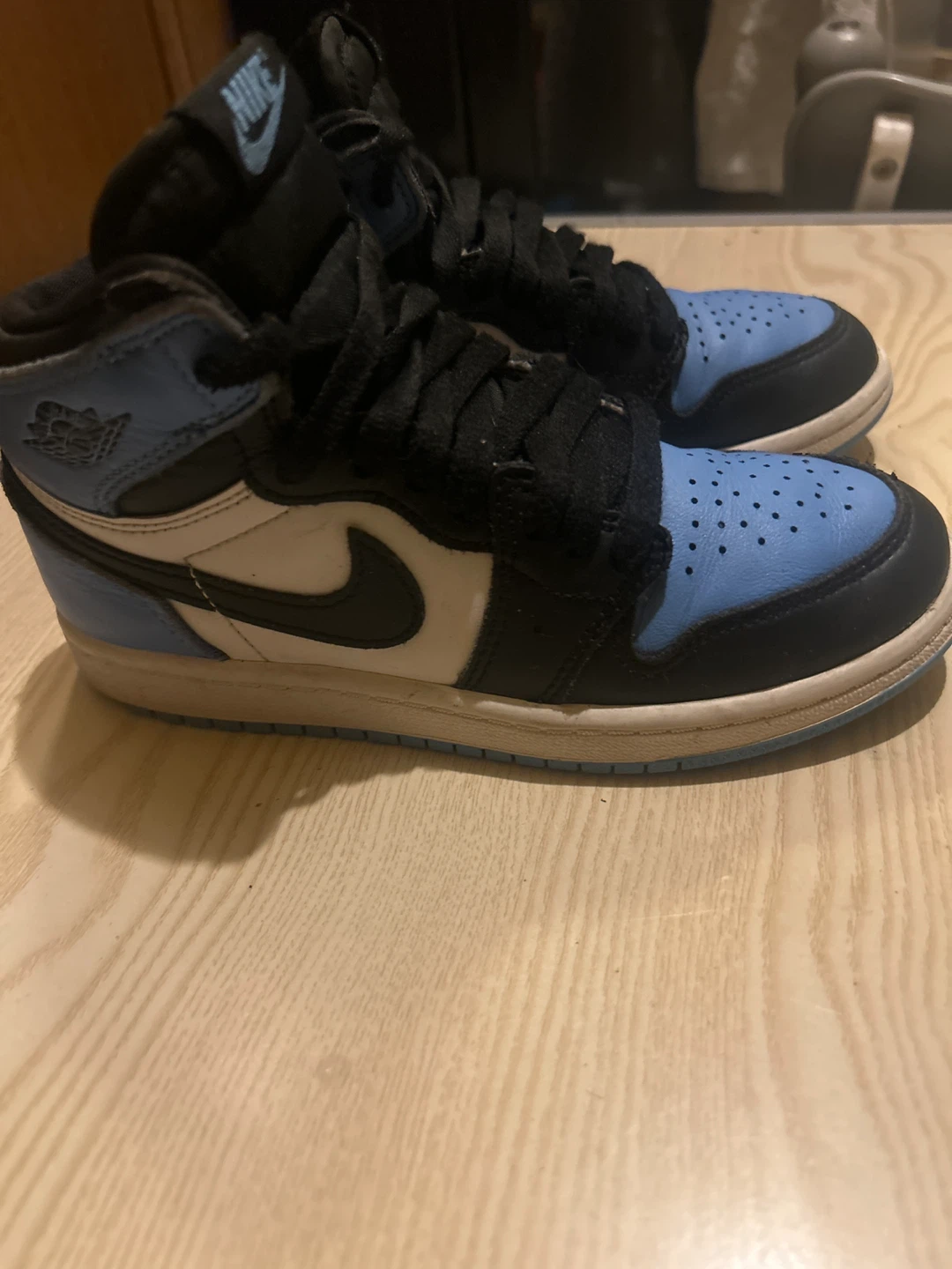 Nike Air Jordan 1 High OG 'University Blue' - photo 4