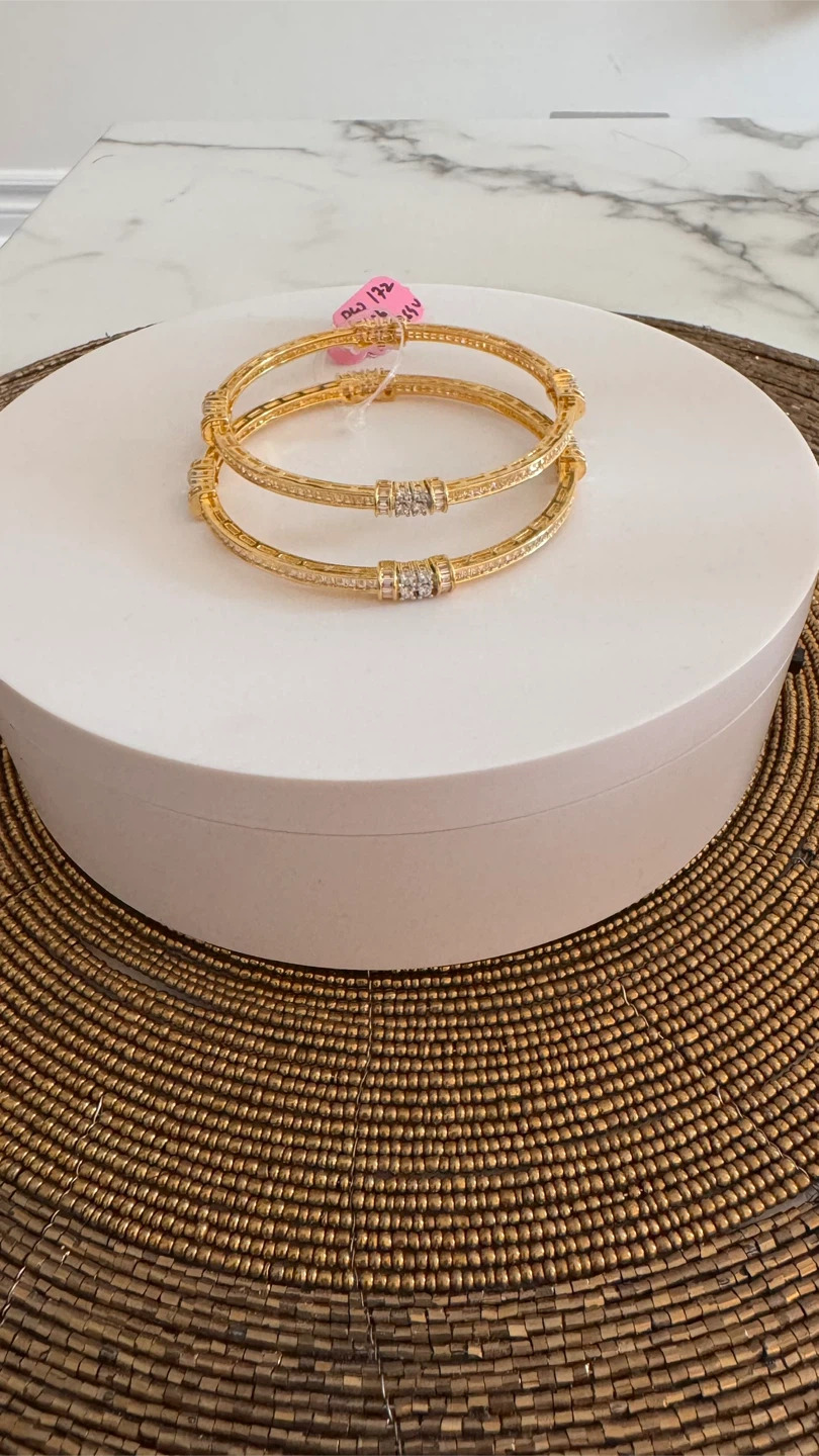 AD gold bangles - photo 3