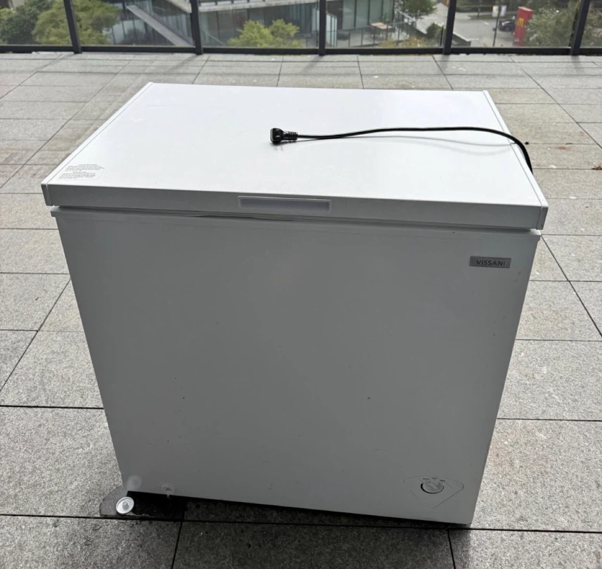 VISSANI Chest Freezer MDCF7WH 7.0 cu. ft. - photo 2