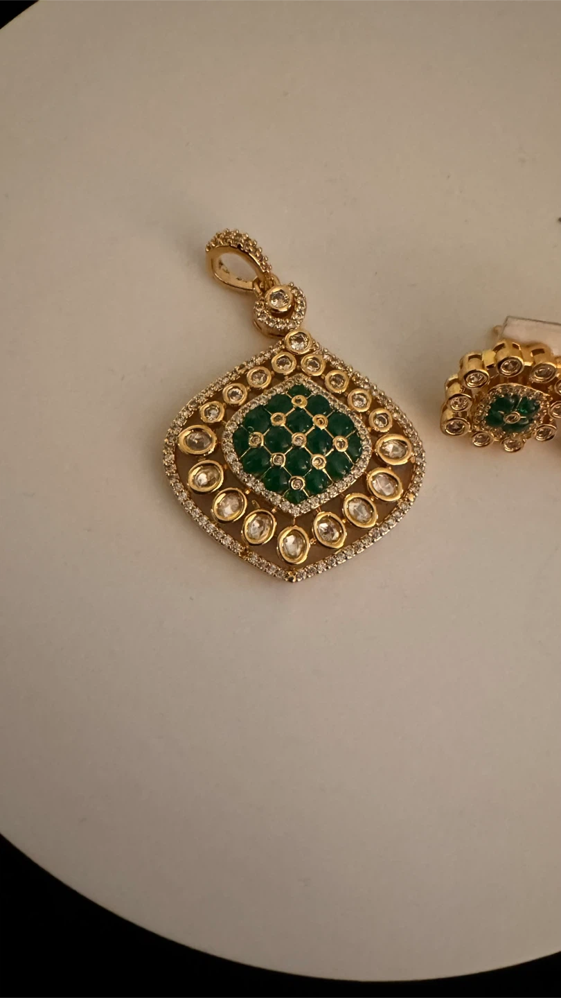 Gold-tone Pendant and Earrings Set with Green Stones - photo 2