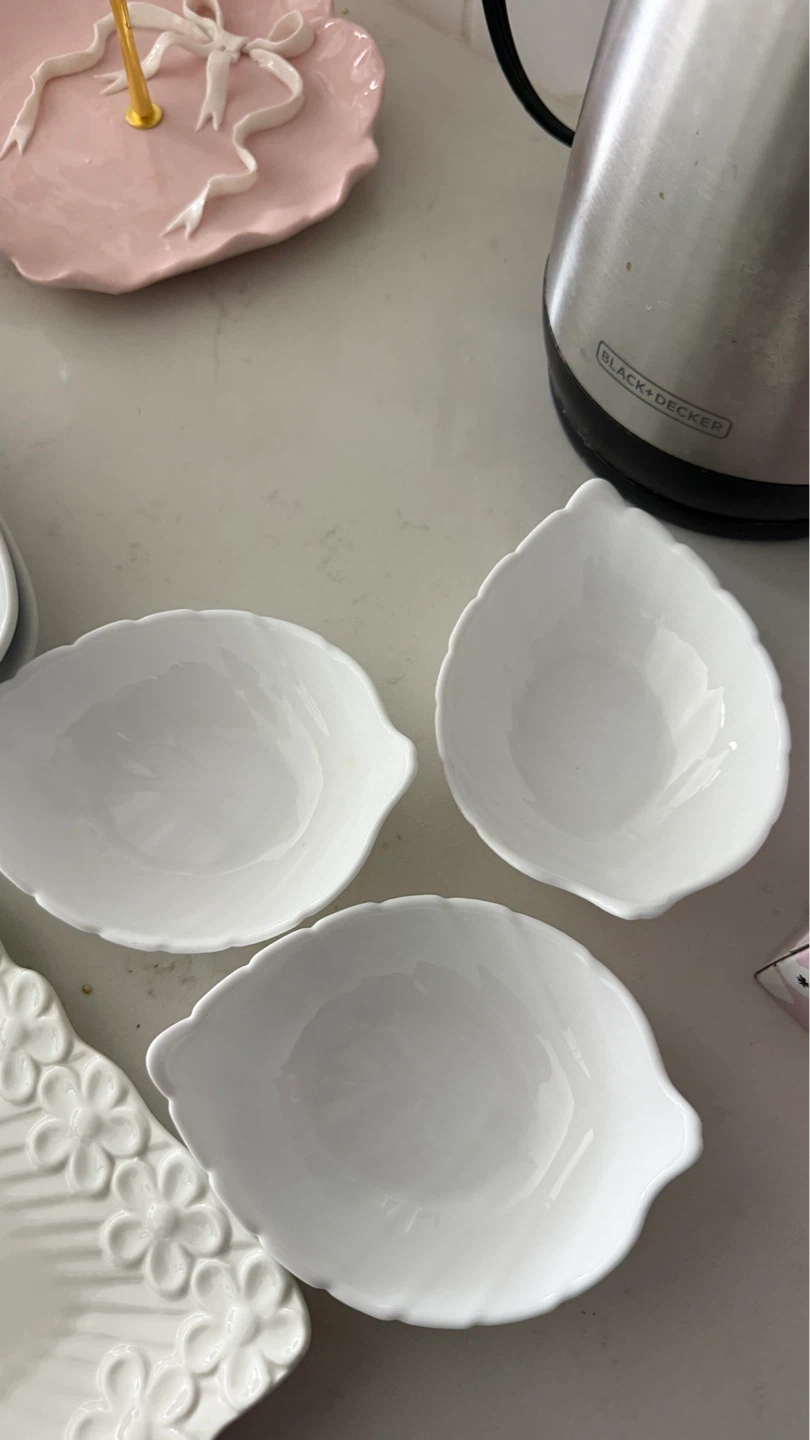 White serving platter with floral border. serving plates - photo 3