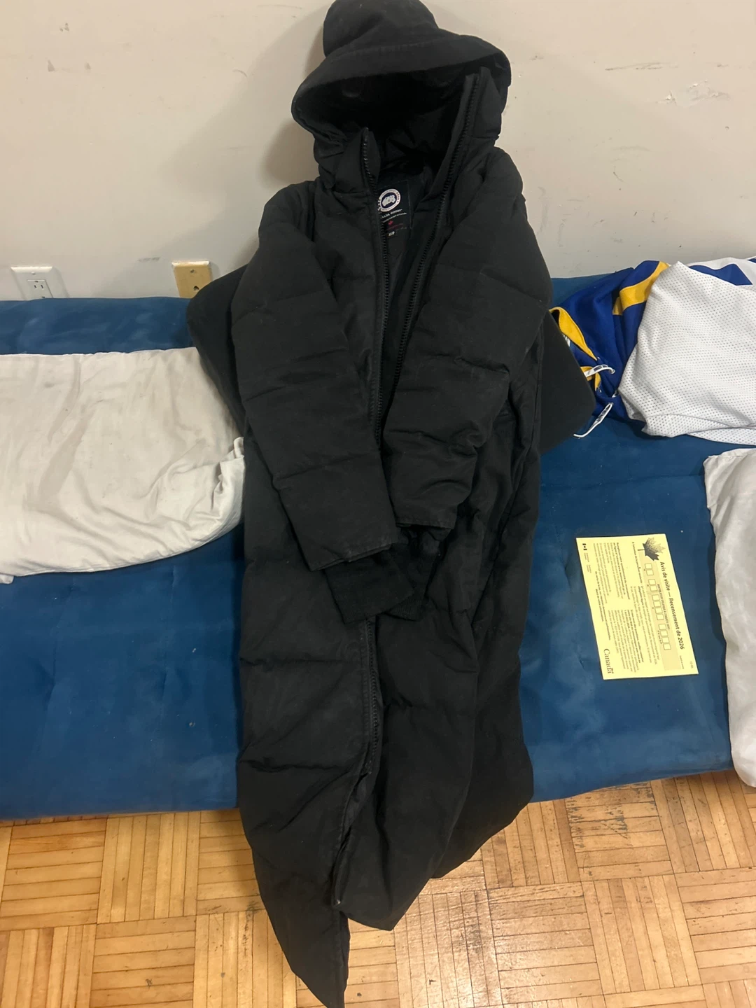 Canada Goose woman’s Black Down Parka Jacket - photo 3