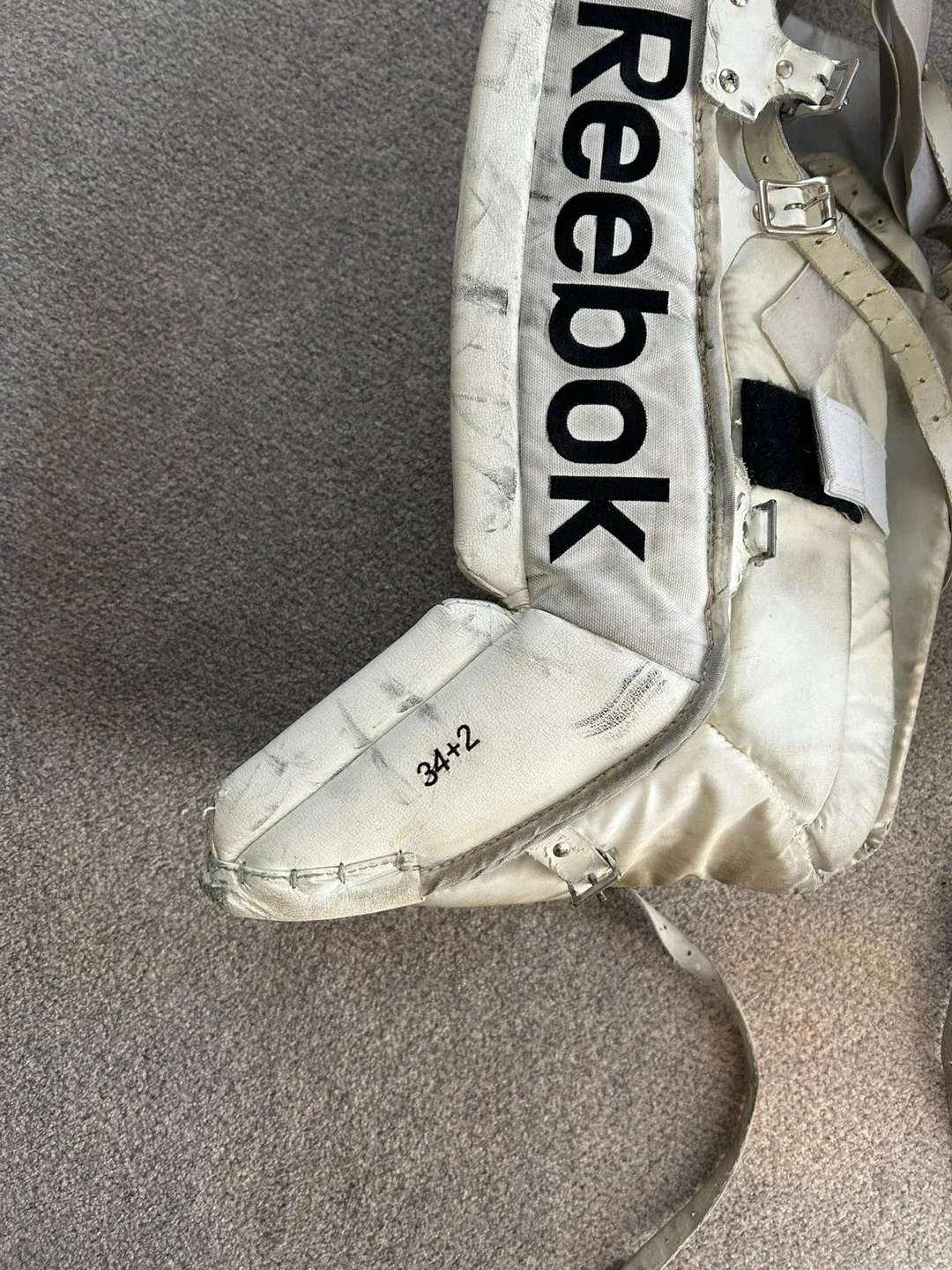 Reebok Goalie Leg Pads - photo 3