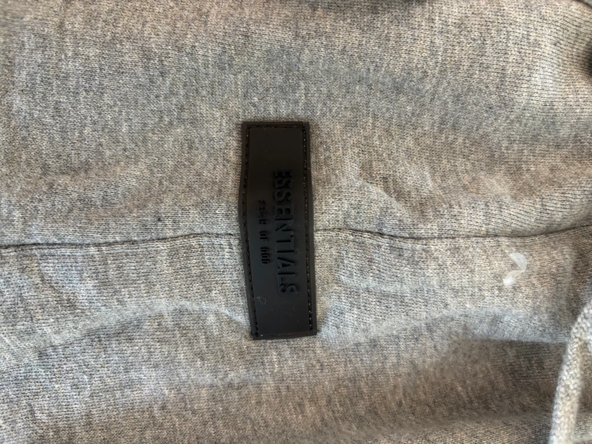 Essentials shorts - photo 3