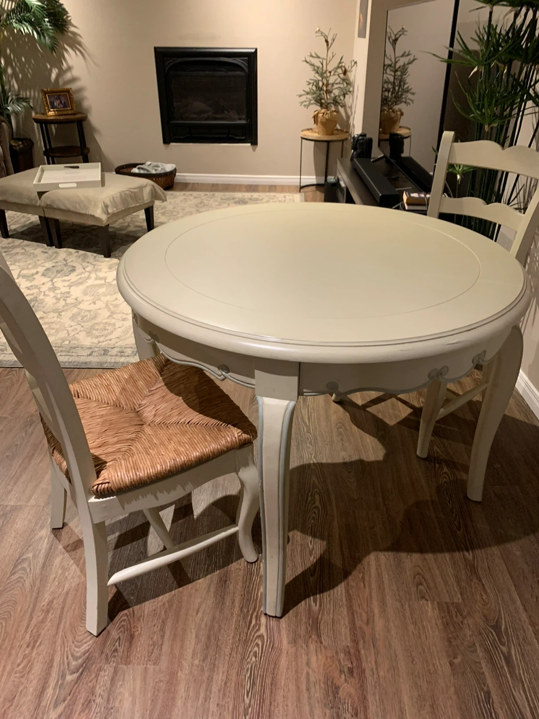 Vintage Refurbished Solid Wood table and two chairs Set - photo 3