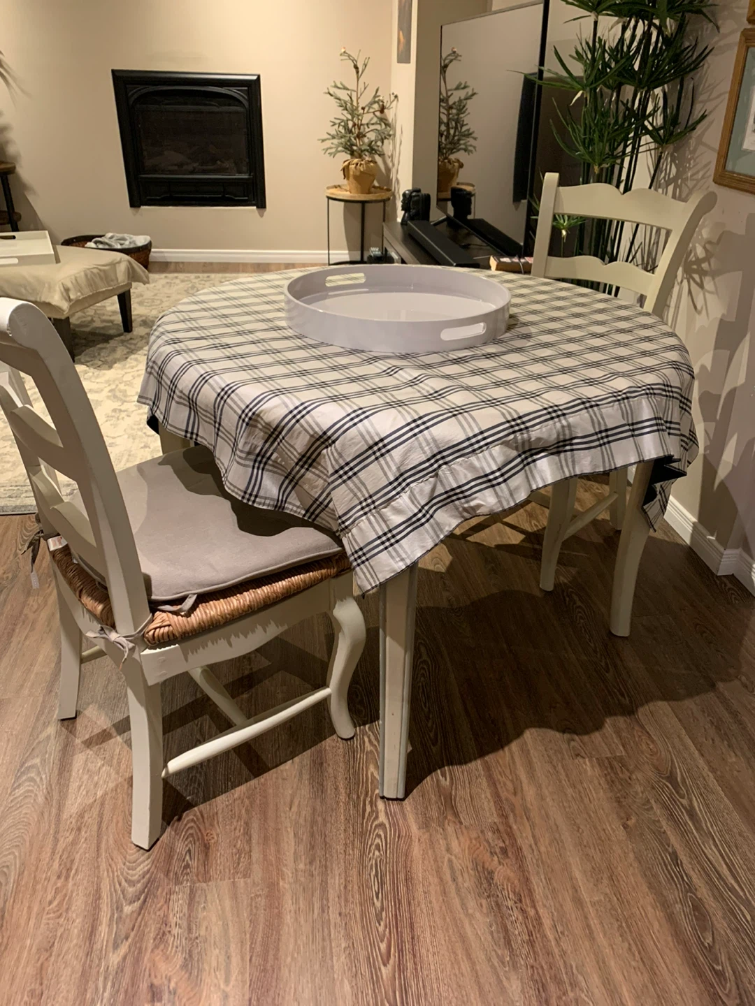 Vintage Refurbished Solid Wood table and two chairs Set - photo 5
