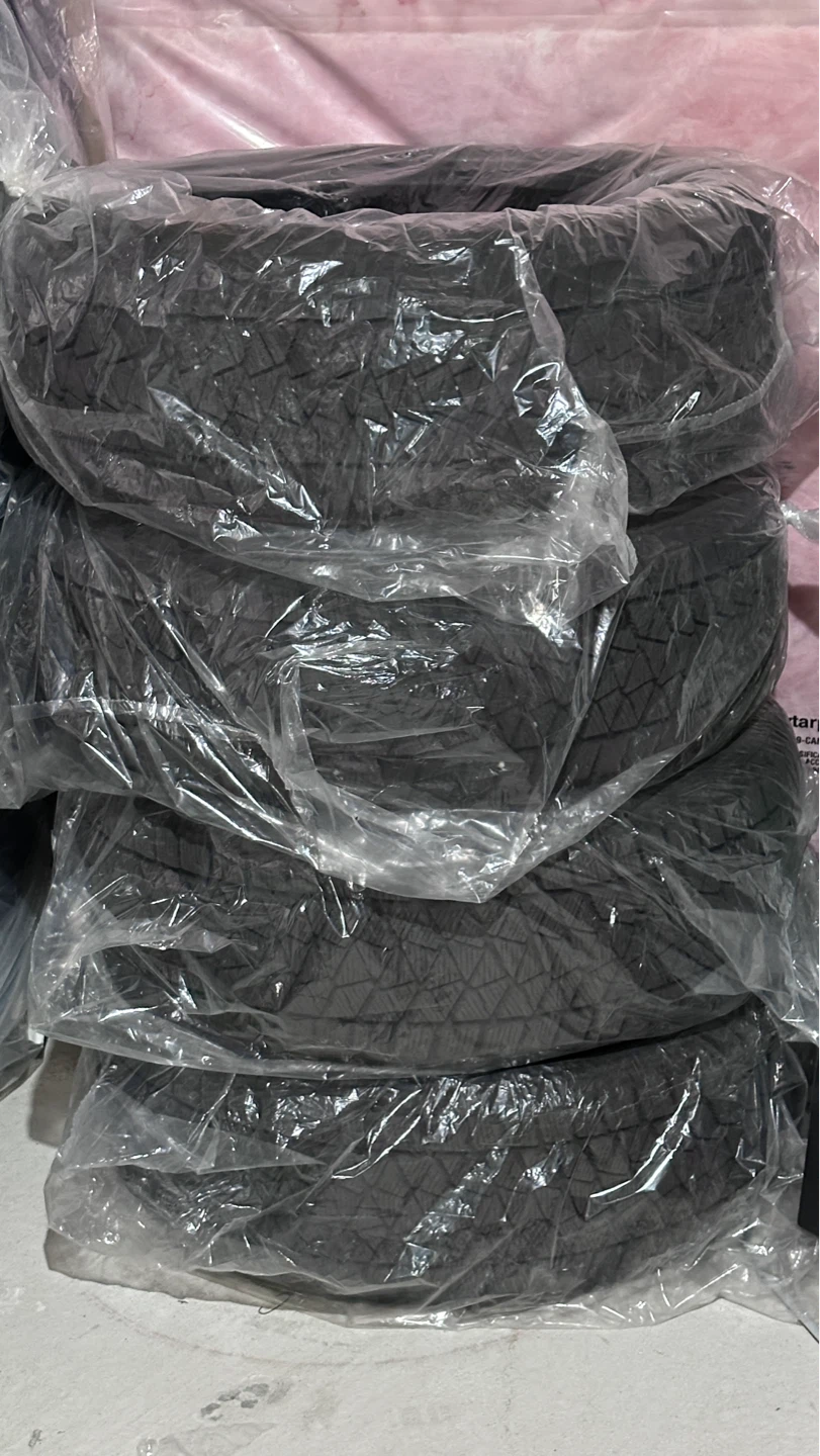 Bridgestone Blizzak Winter Tires 225/55R19 99T - photo 4