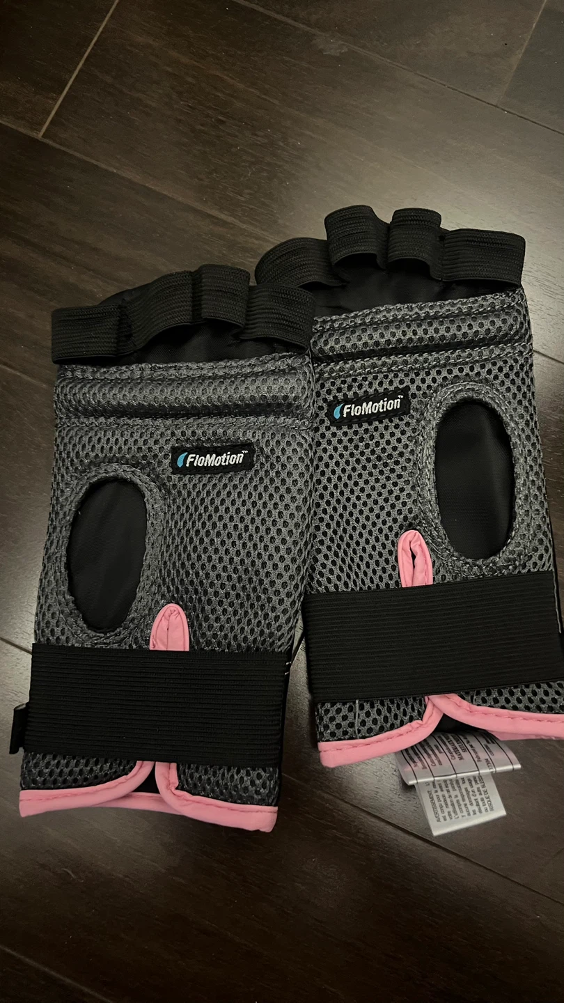 FloMotion & Century boxing Gloves and Hand Wraps - photo 2