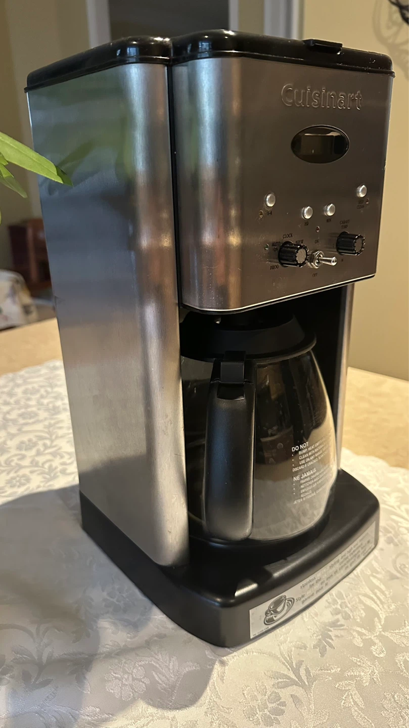 Cuisinart Brew Central 12-Cup Programmable Coffeemaker - photo 2