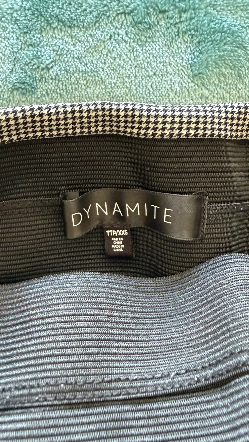 Dynamite Houndstooth Mini Skirt - photo 2
