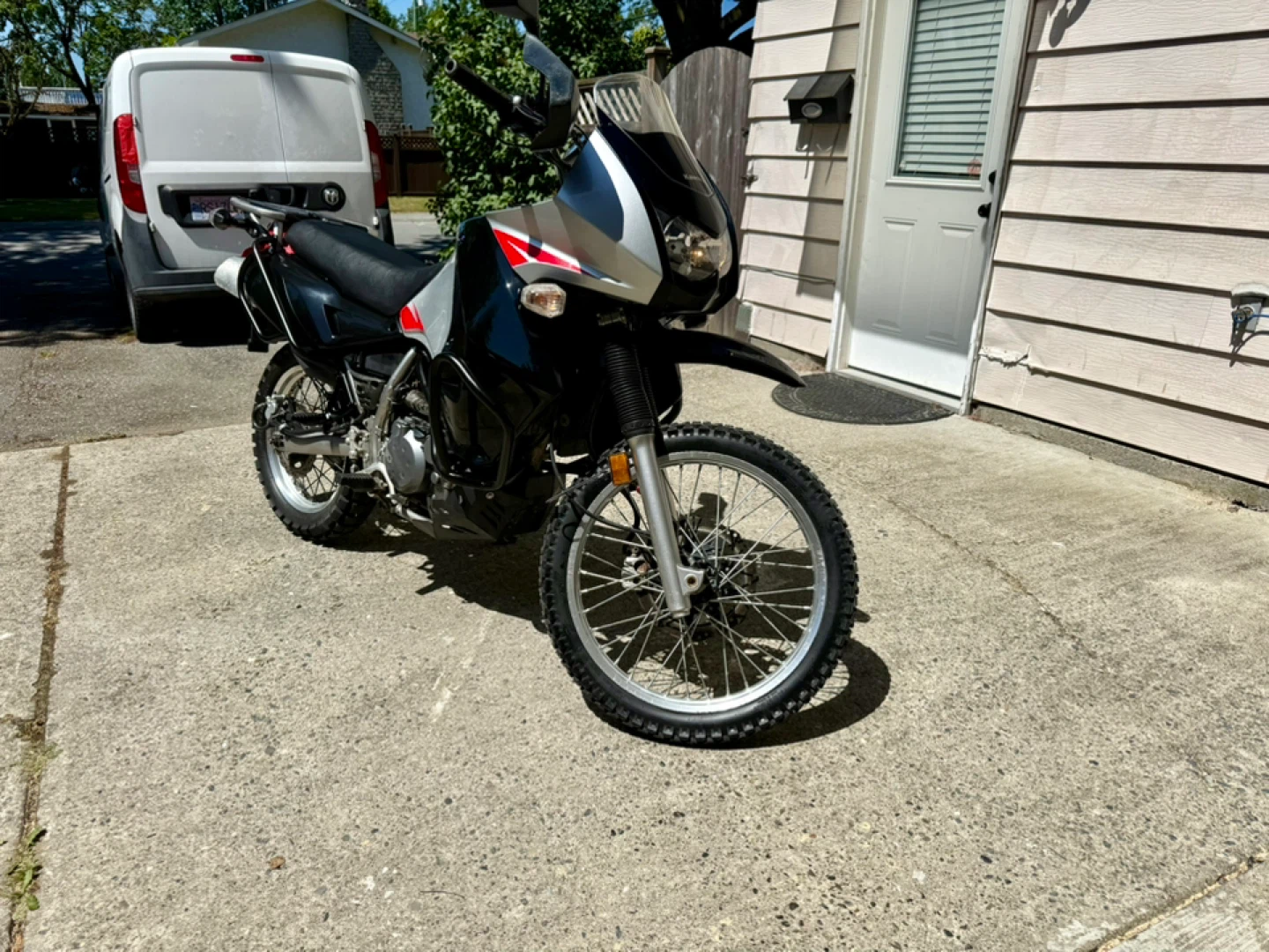 Kawasaki KLR 650 Motorcycle - photo 2