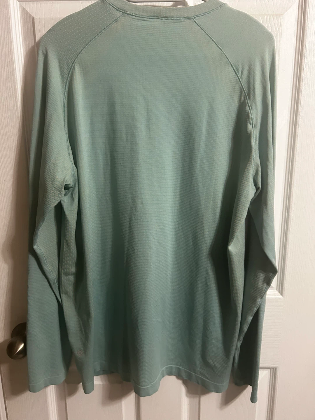Lululemon Long Sleeve Shirt XL - photo 3