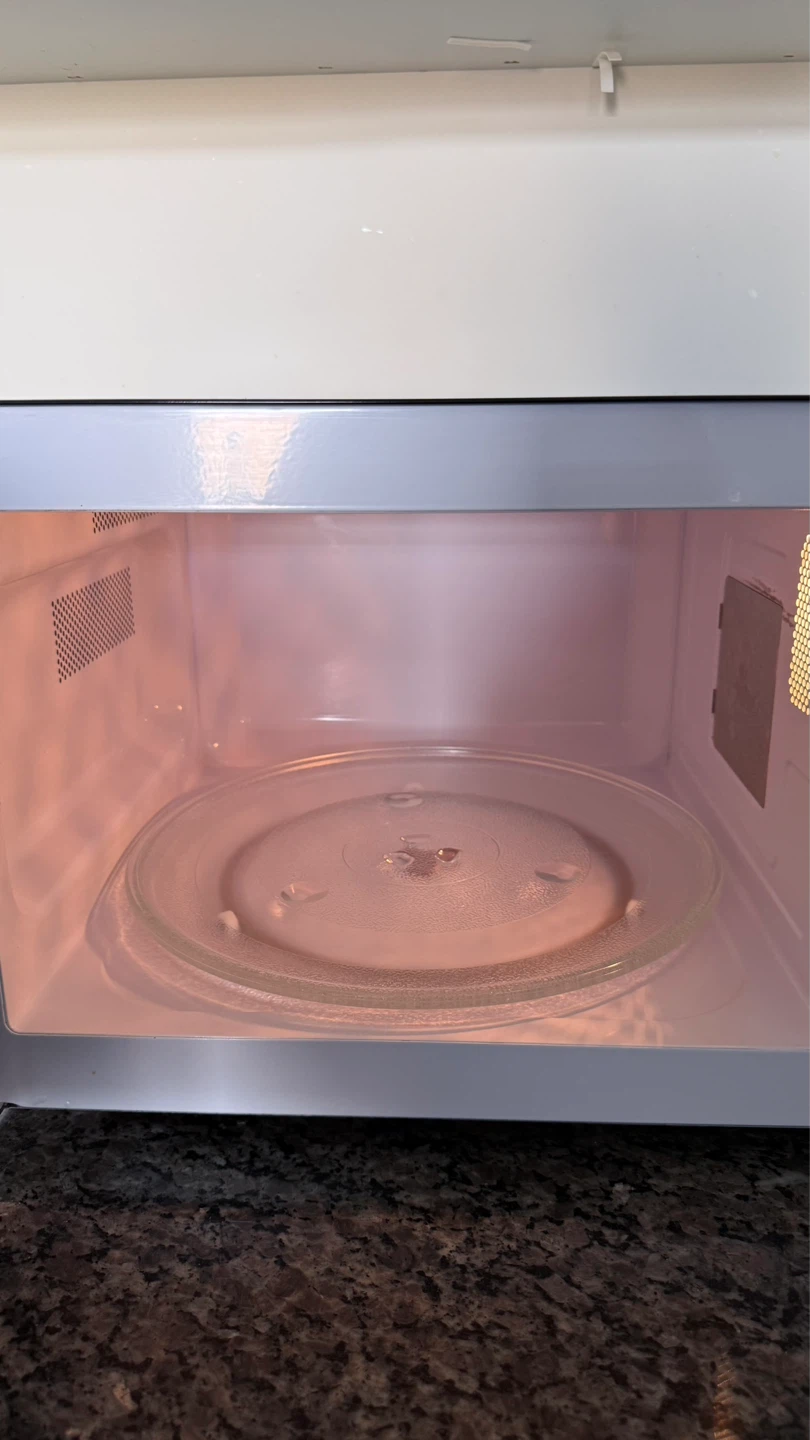 Hamilton Beach Microwave - photo 3