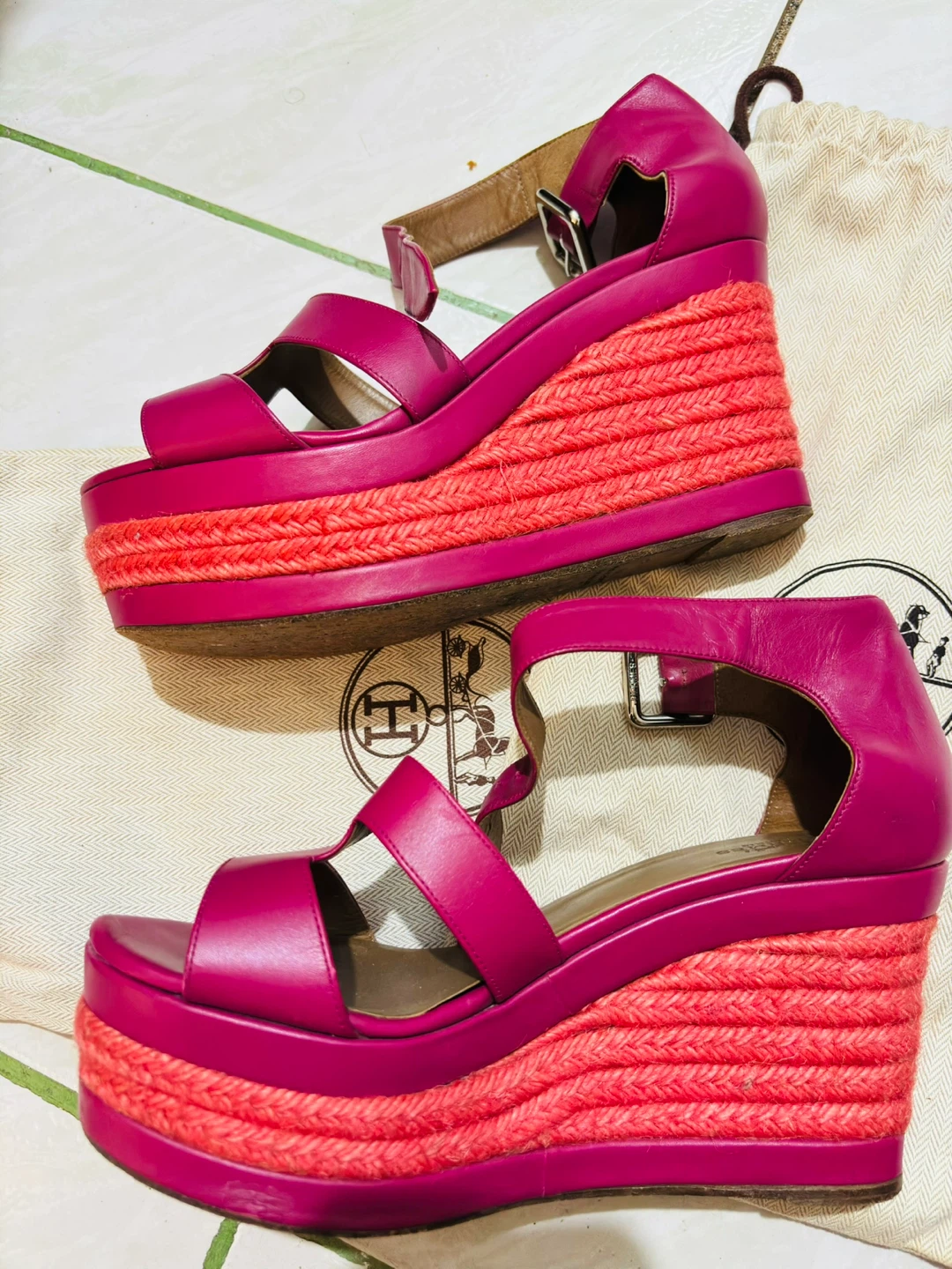 Authentic Hermes Wedge - photo 2