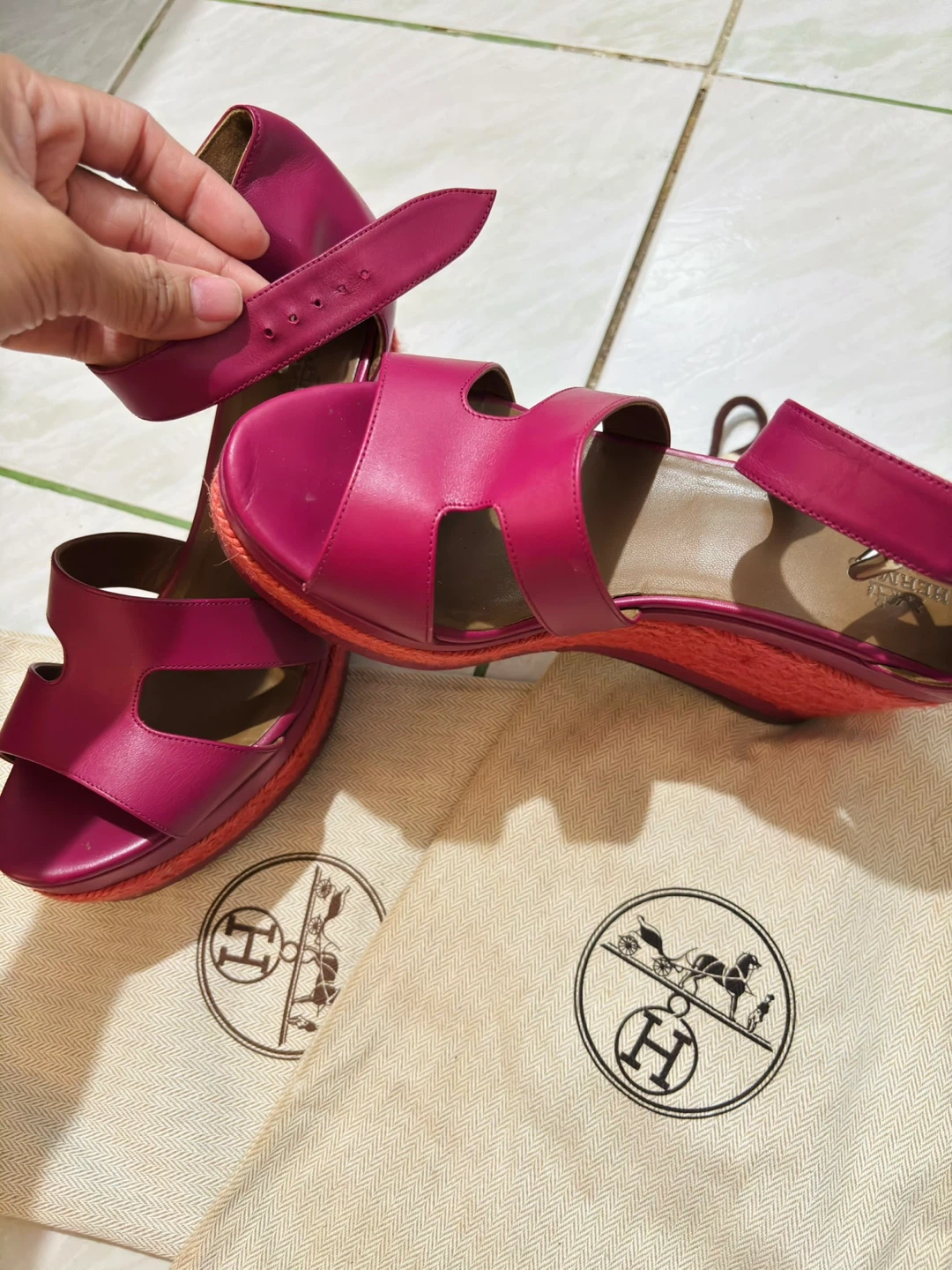 Authentic Hermes Wedge - photo 5