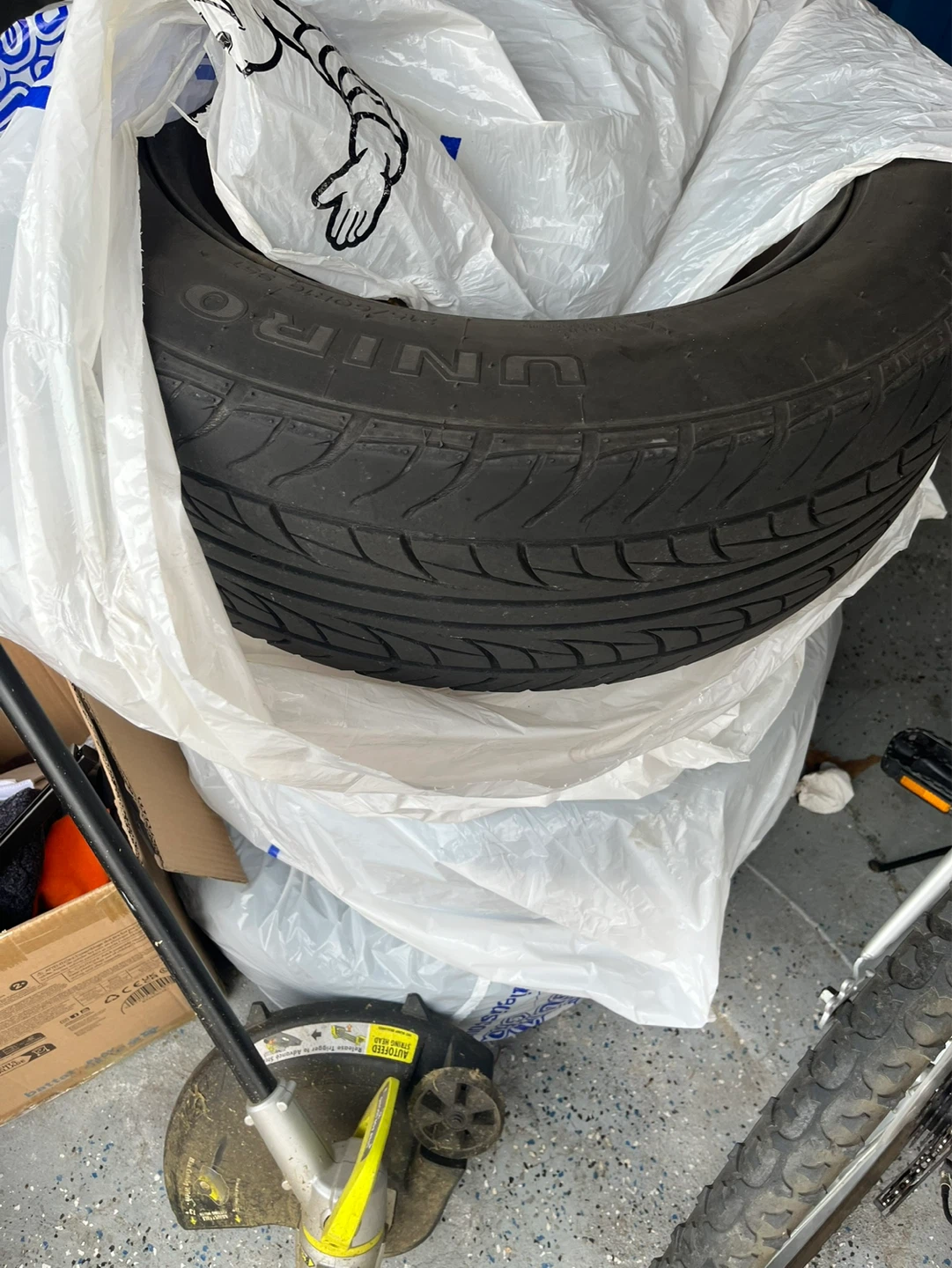 Uniroyal Tire 215/60R16 - photo 5