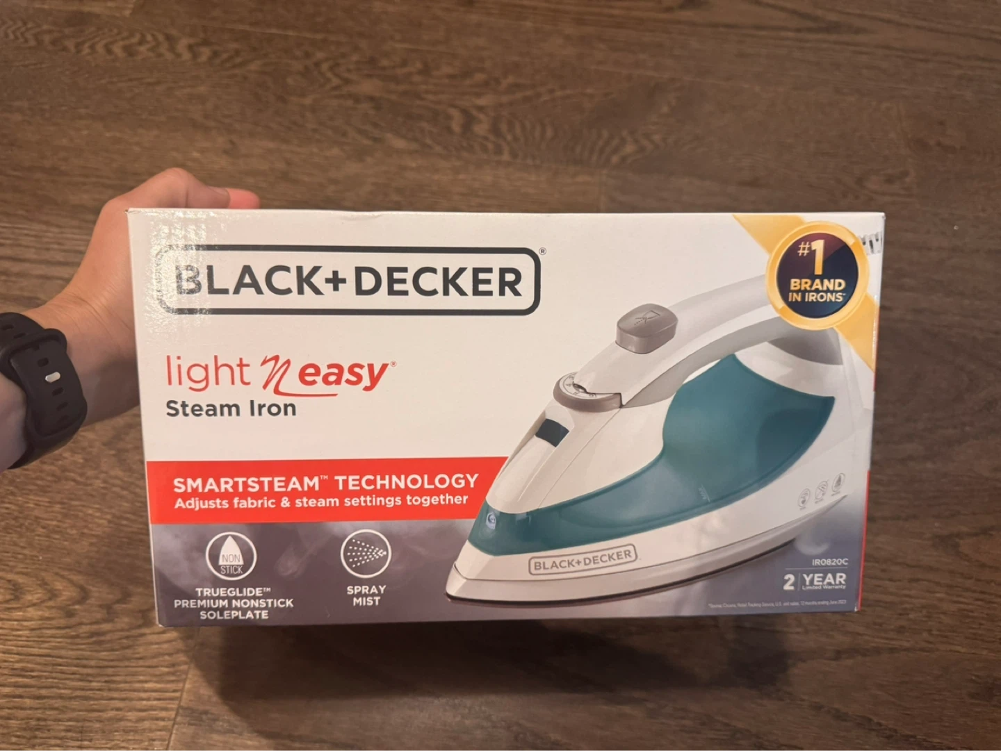 BLACK+DECKER Light 'n Easy Steam Iron