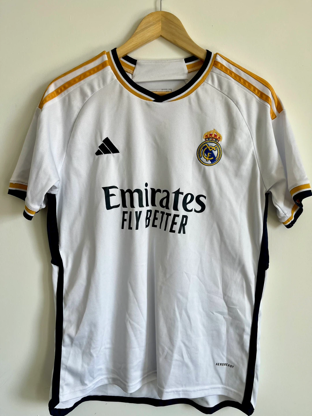 Adidas Real Madrid Jersey Size M - photo 2