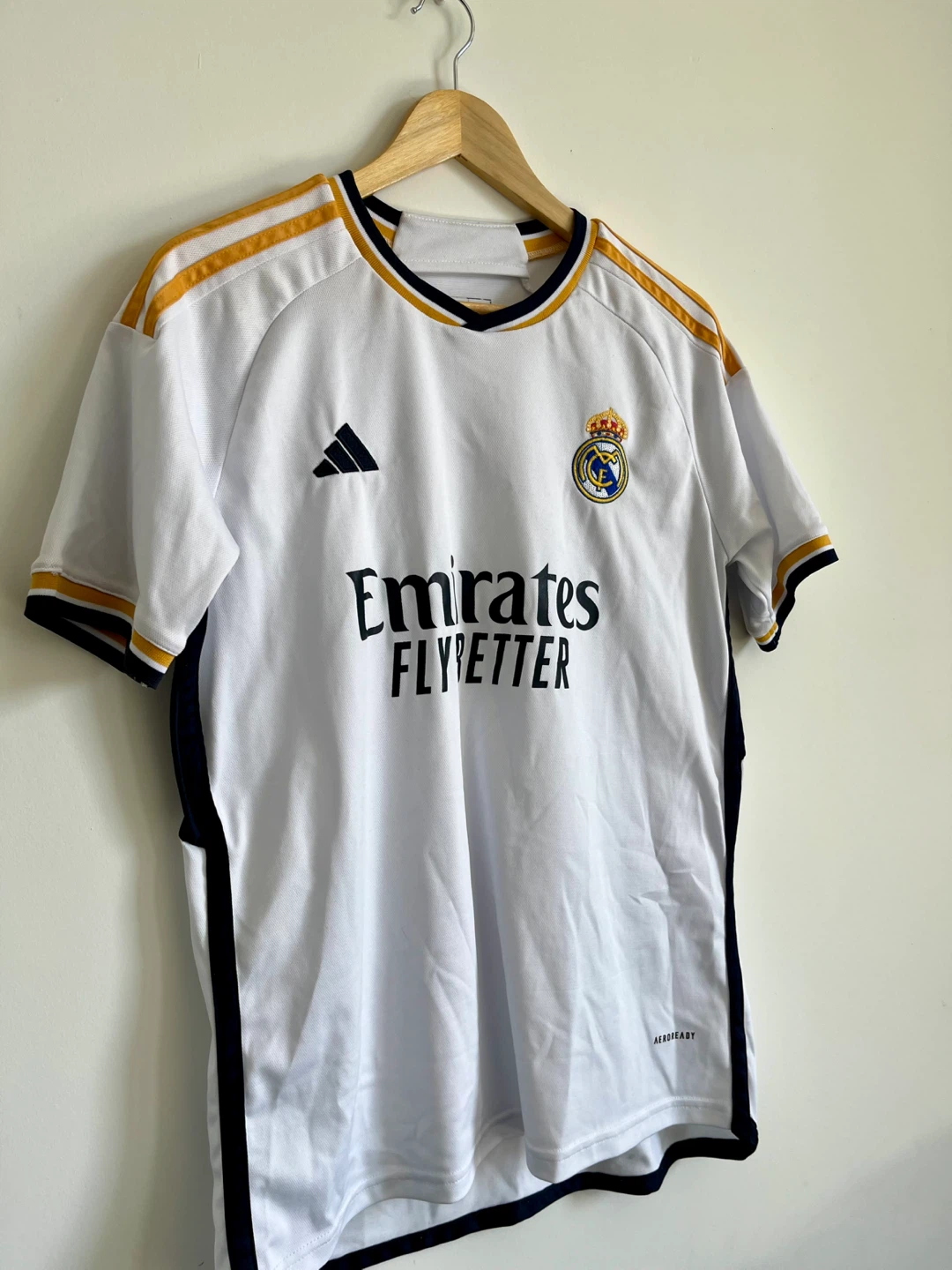 Adidas Real Madrid Jersey Size M - photo 4